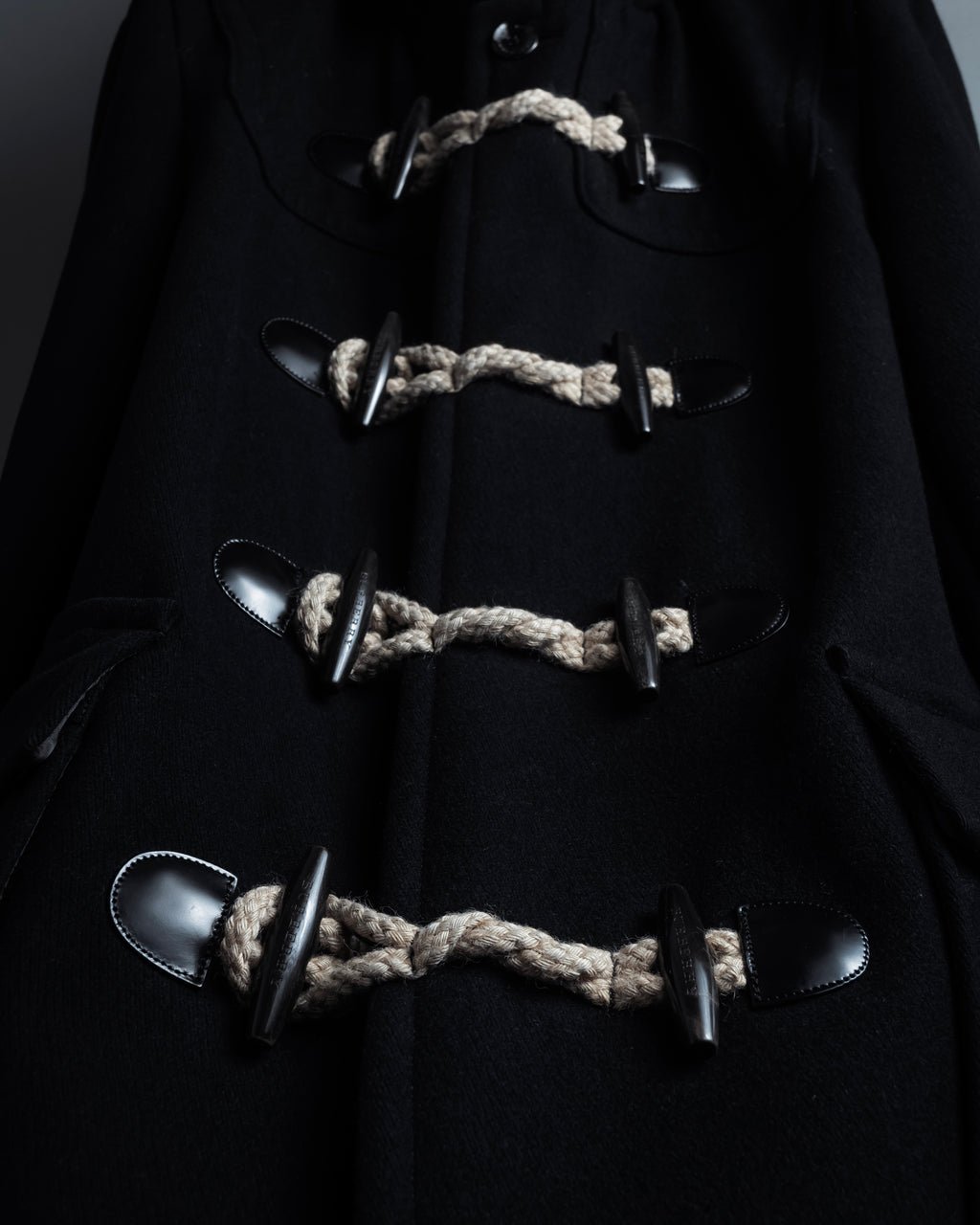 "BURBERRY" Classic detailing melton wool duffle coat