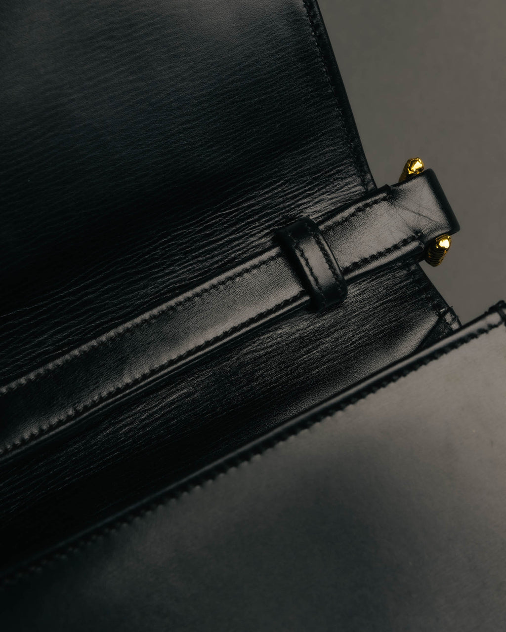 “GUCCI” 80’s-90’s Rope clasp leather shoulder bag