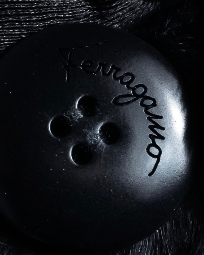 -SPECIAL- "Salvatore Ferragamo"
90's-00's A neat silhouette 100% lapin fur coat