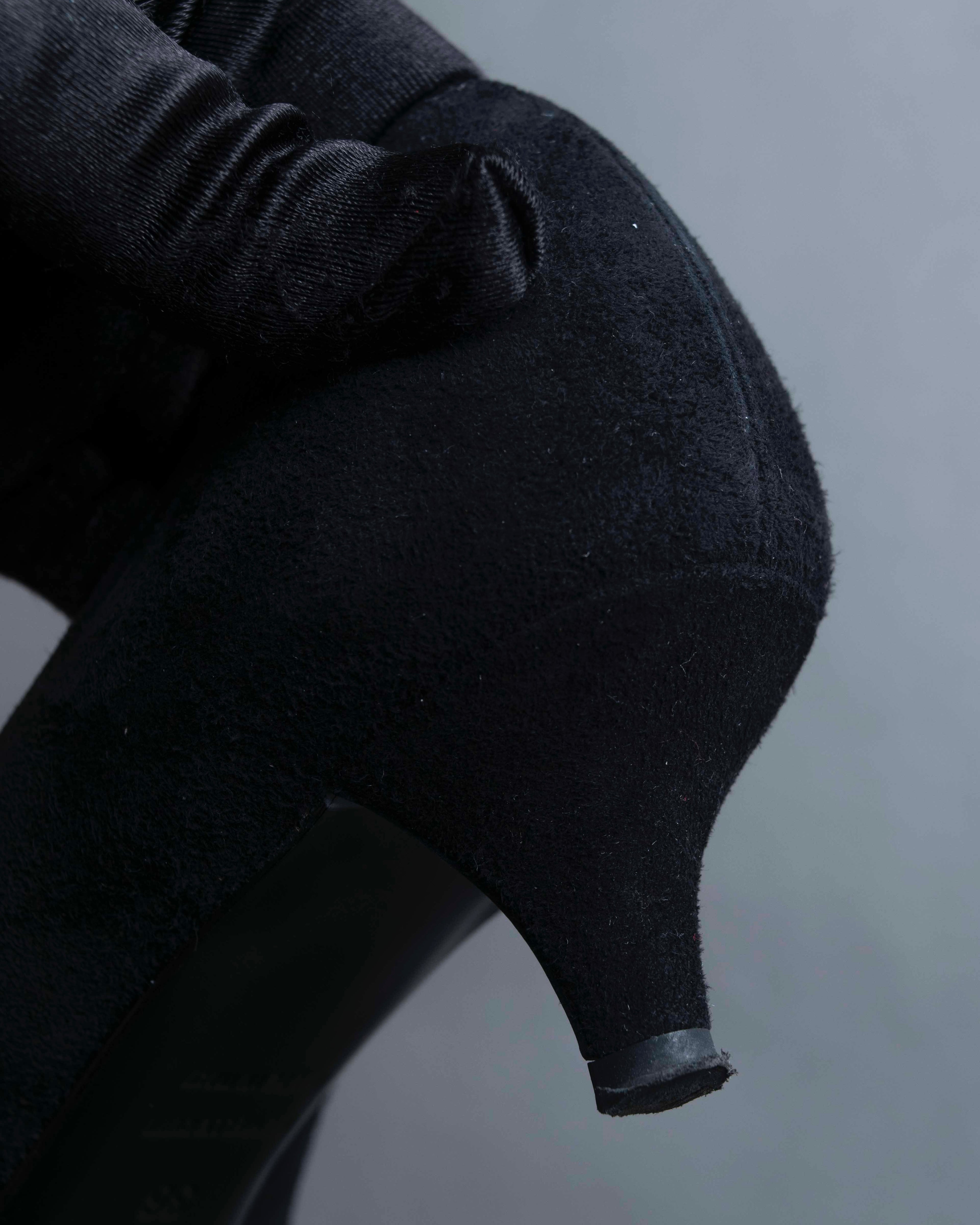 "HERMES" Jewelry design suede heel pumps