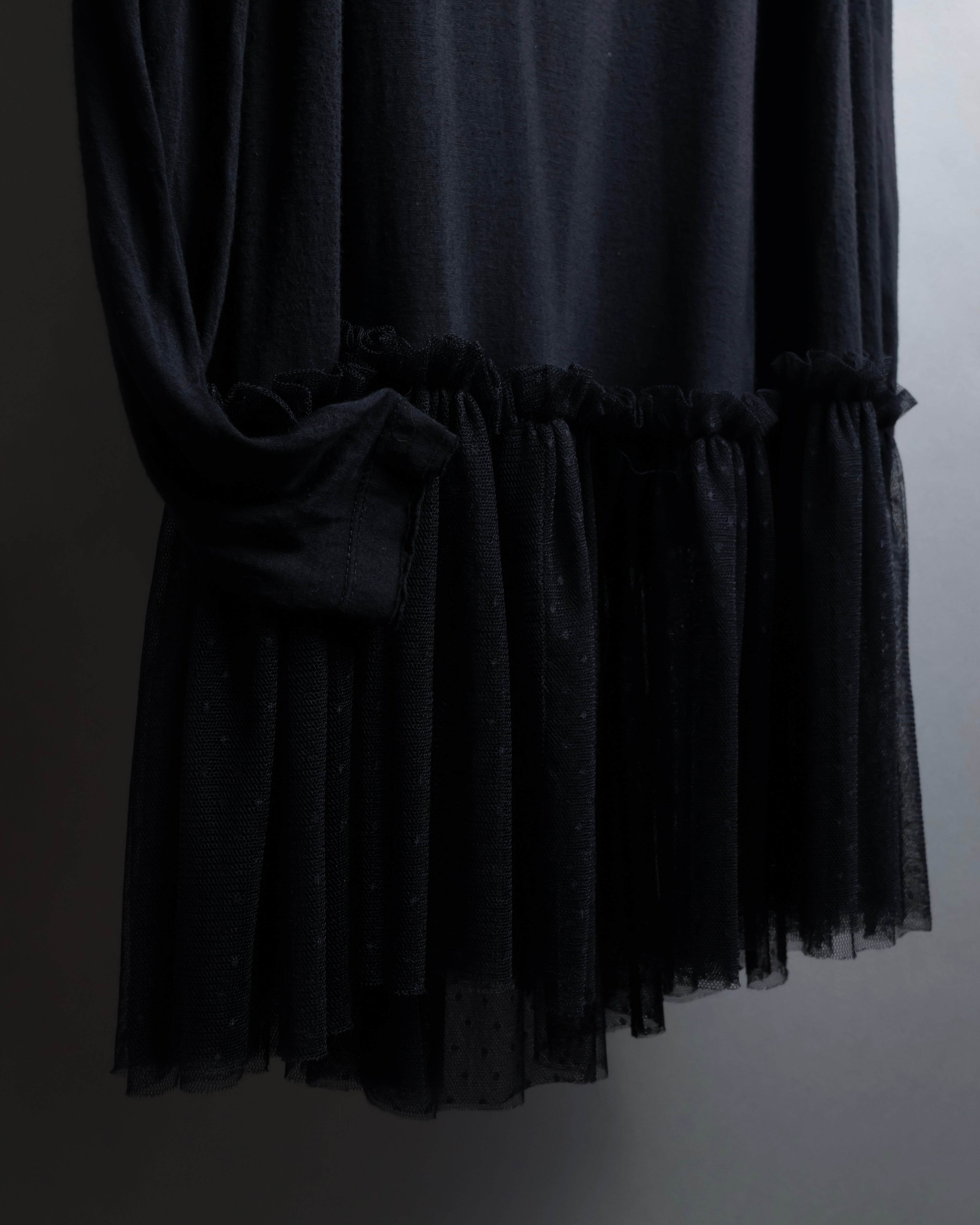 "RED VALENTINO" Distressed tulle skirt docking long pullover