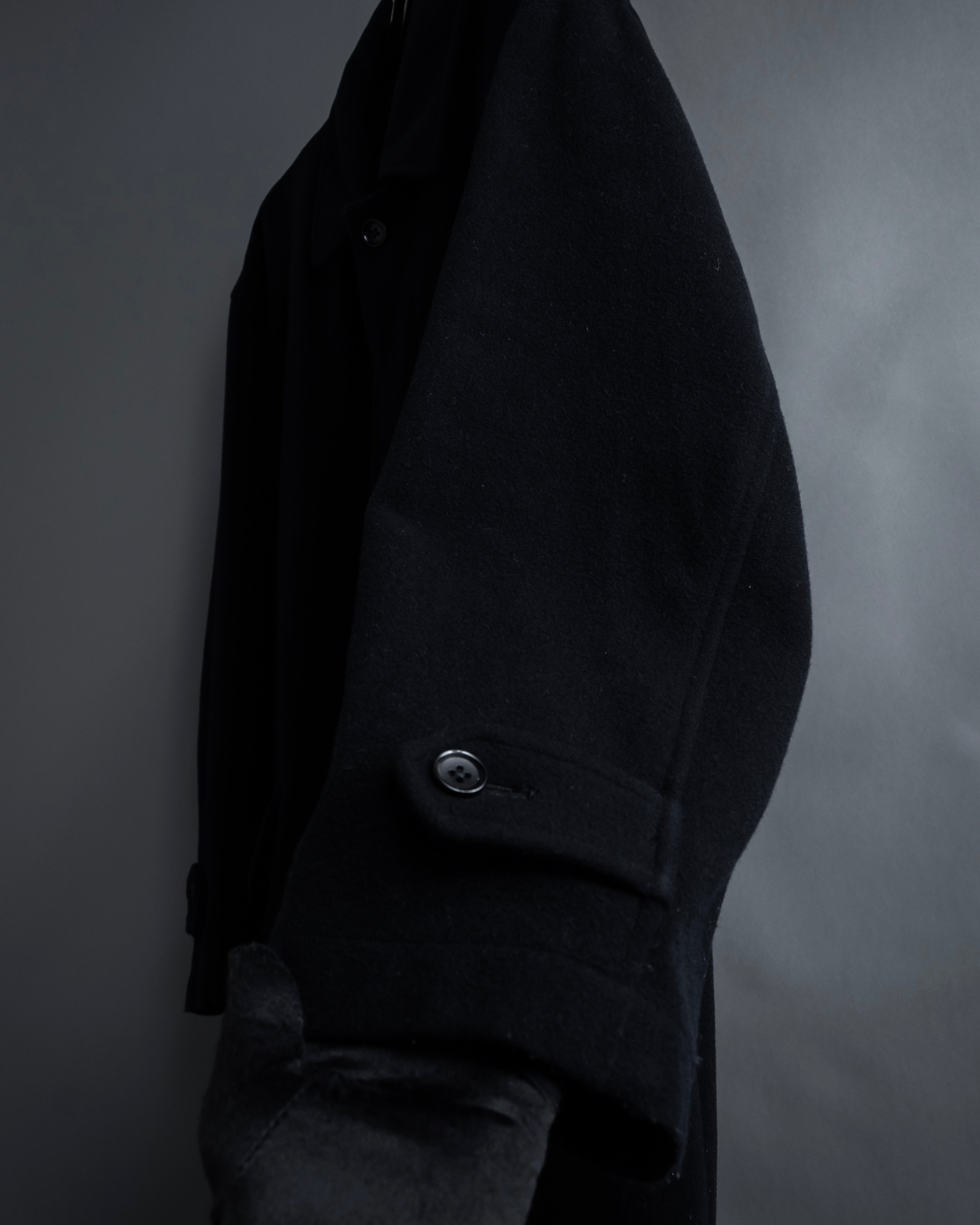 "YOHJI YAMAMOTO" Straight line stand collar coat