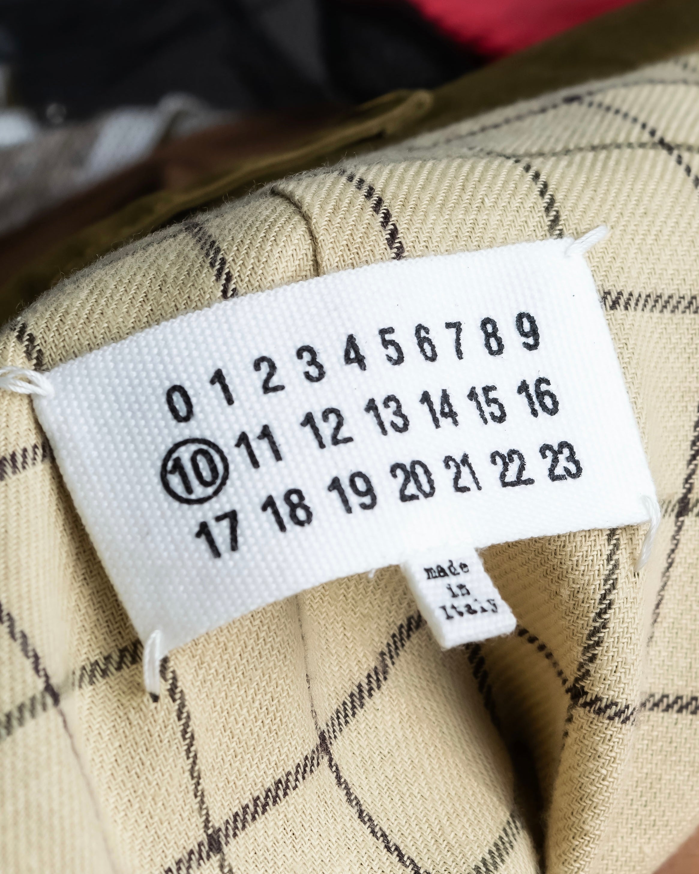 "MAISON MARGIELA" 20AW reconstructed tulle docking trench coat