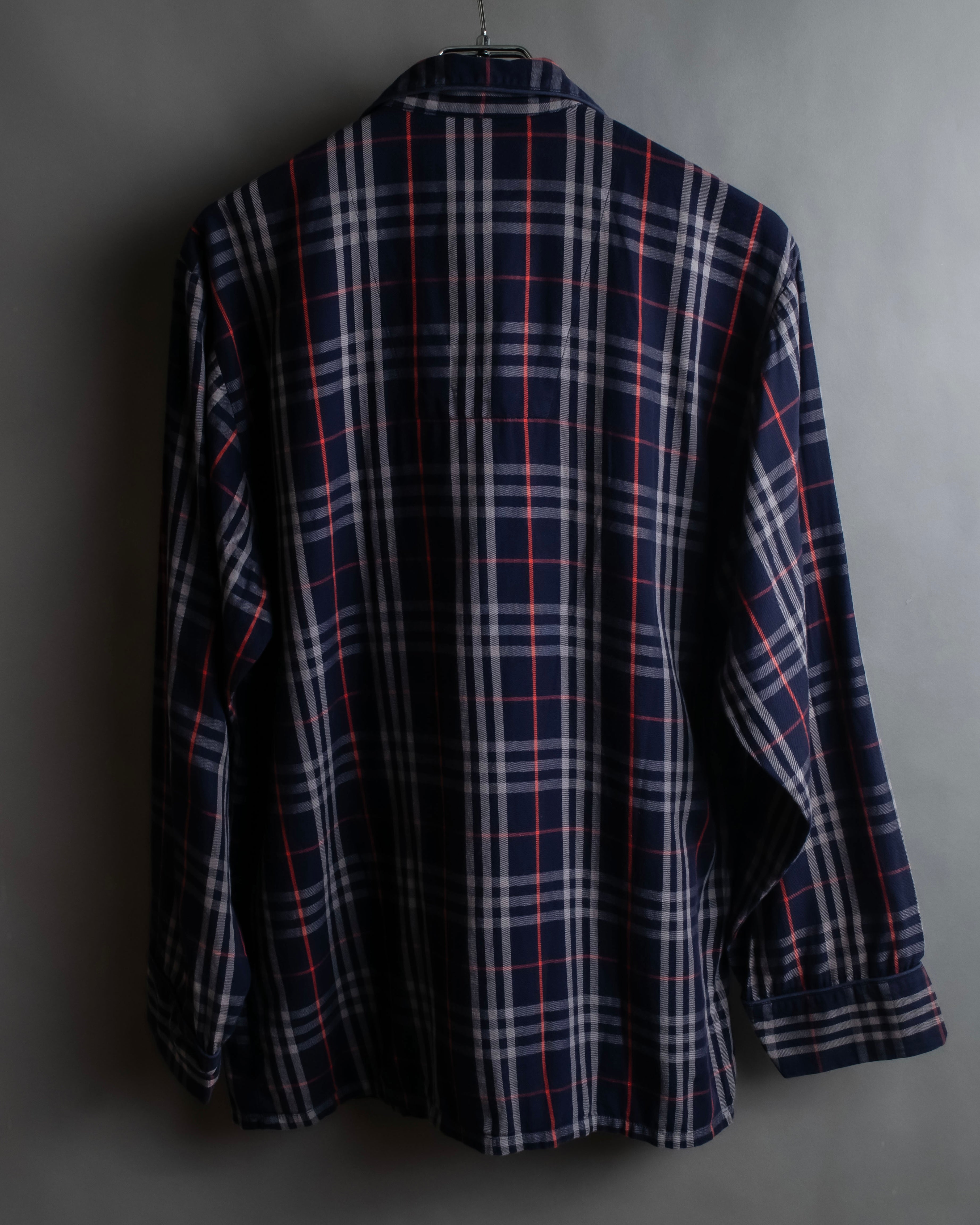 "BURBERRYS" Navy check pattern relaxing pajama shirt