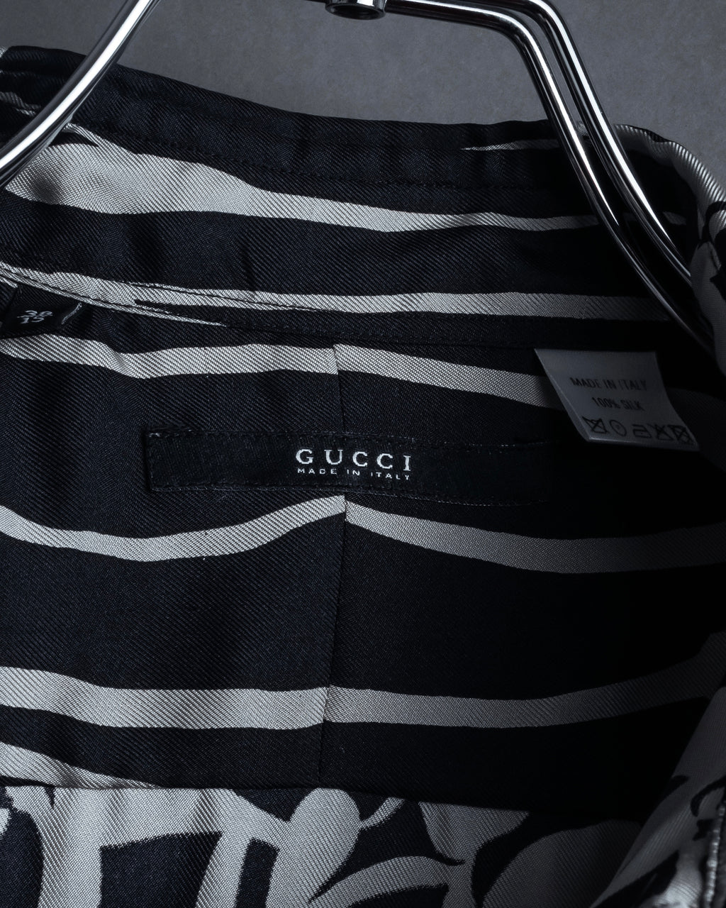 "GUCCI" Handwritten calligraphy pattern silk shirt