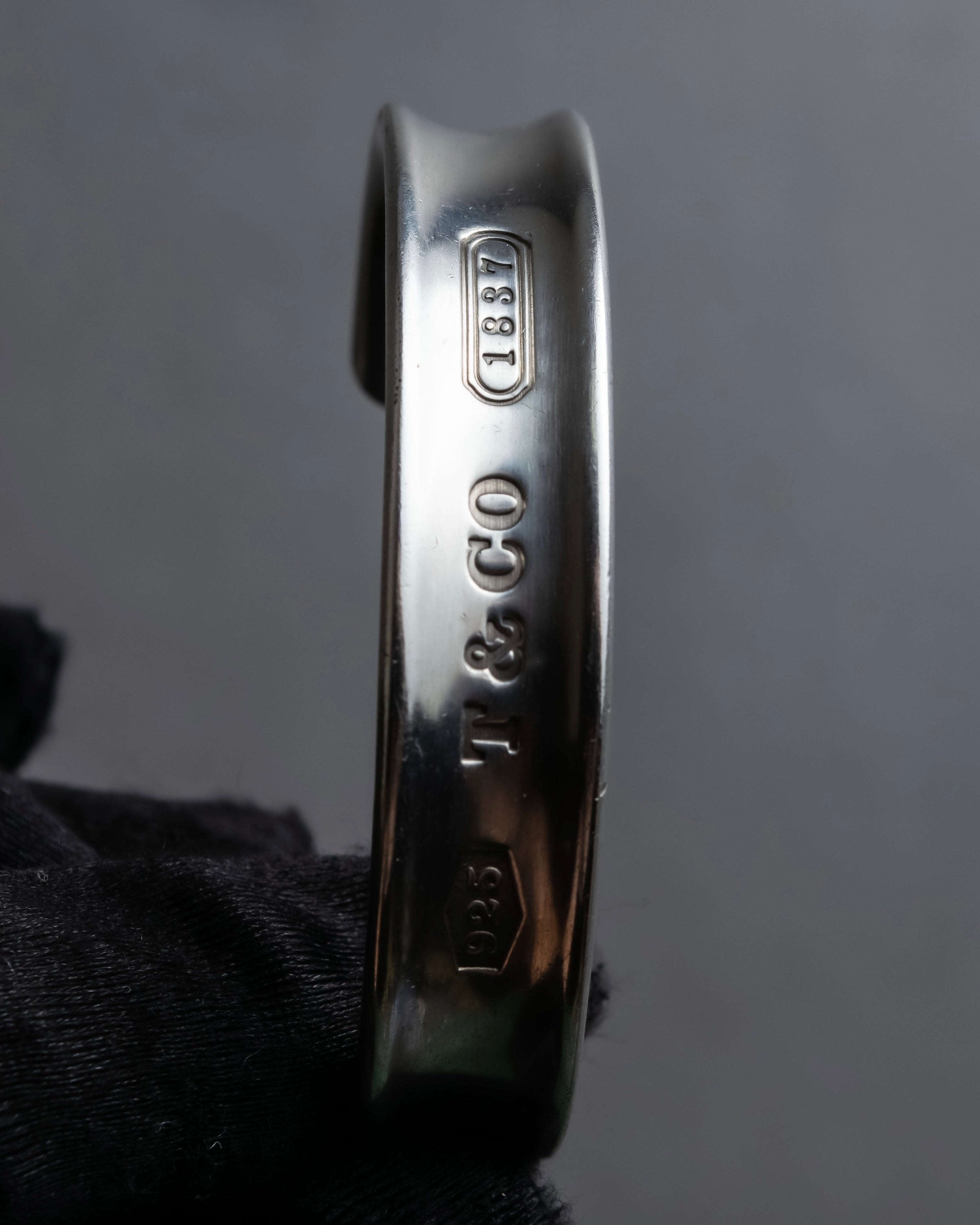 "Tiffany&Co" 1837 collection sterling silver cuff bangle