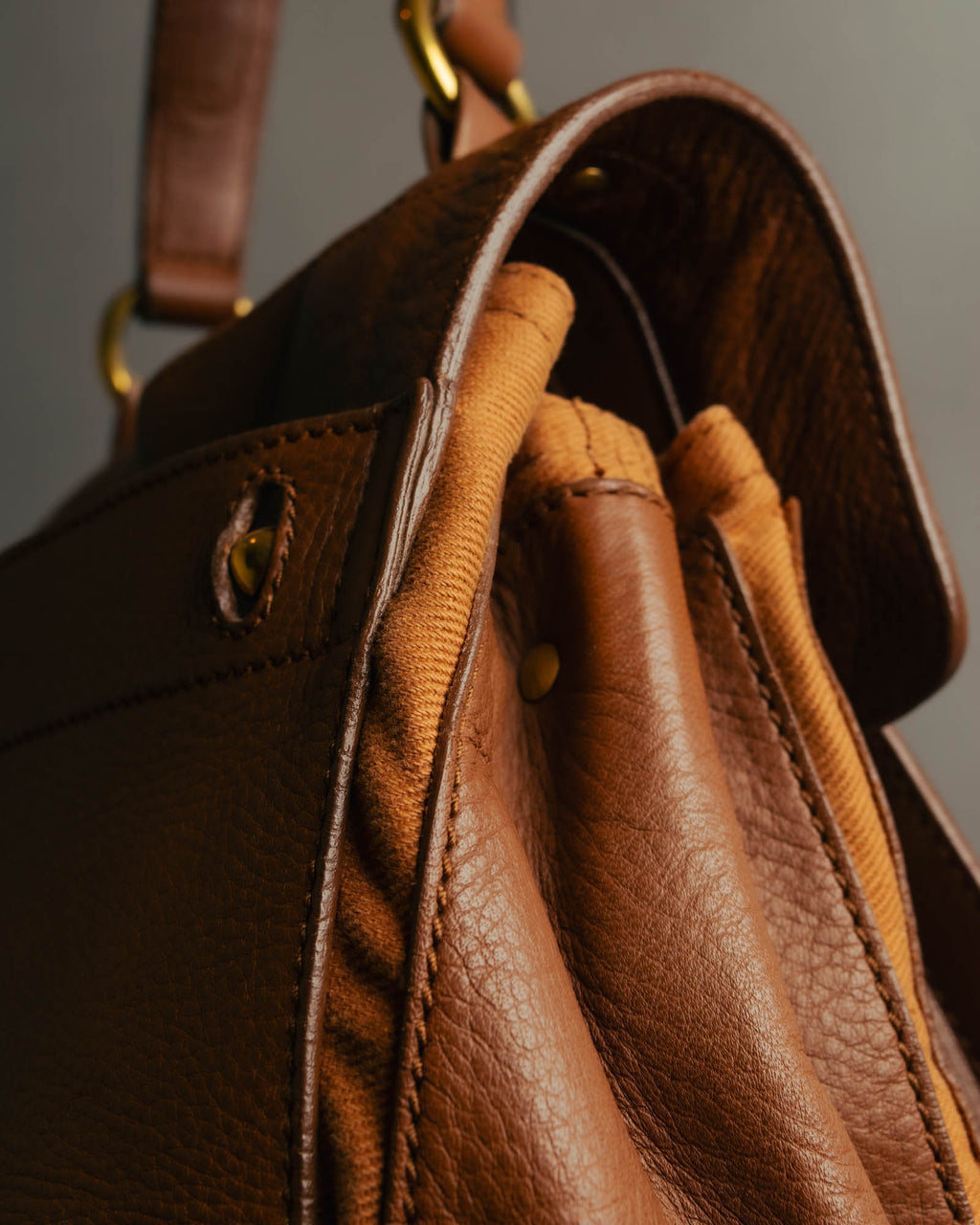 "Yves Saint Laurent" 00's-10's Structured leather shoulder bag
