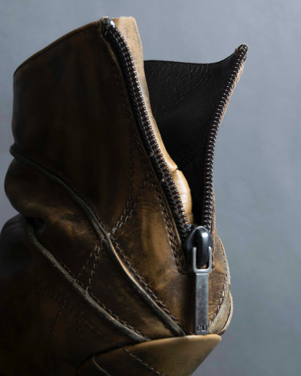 "Dior" Vintage style processing brown heel pumps