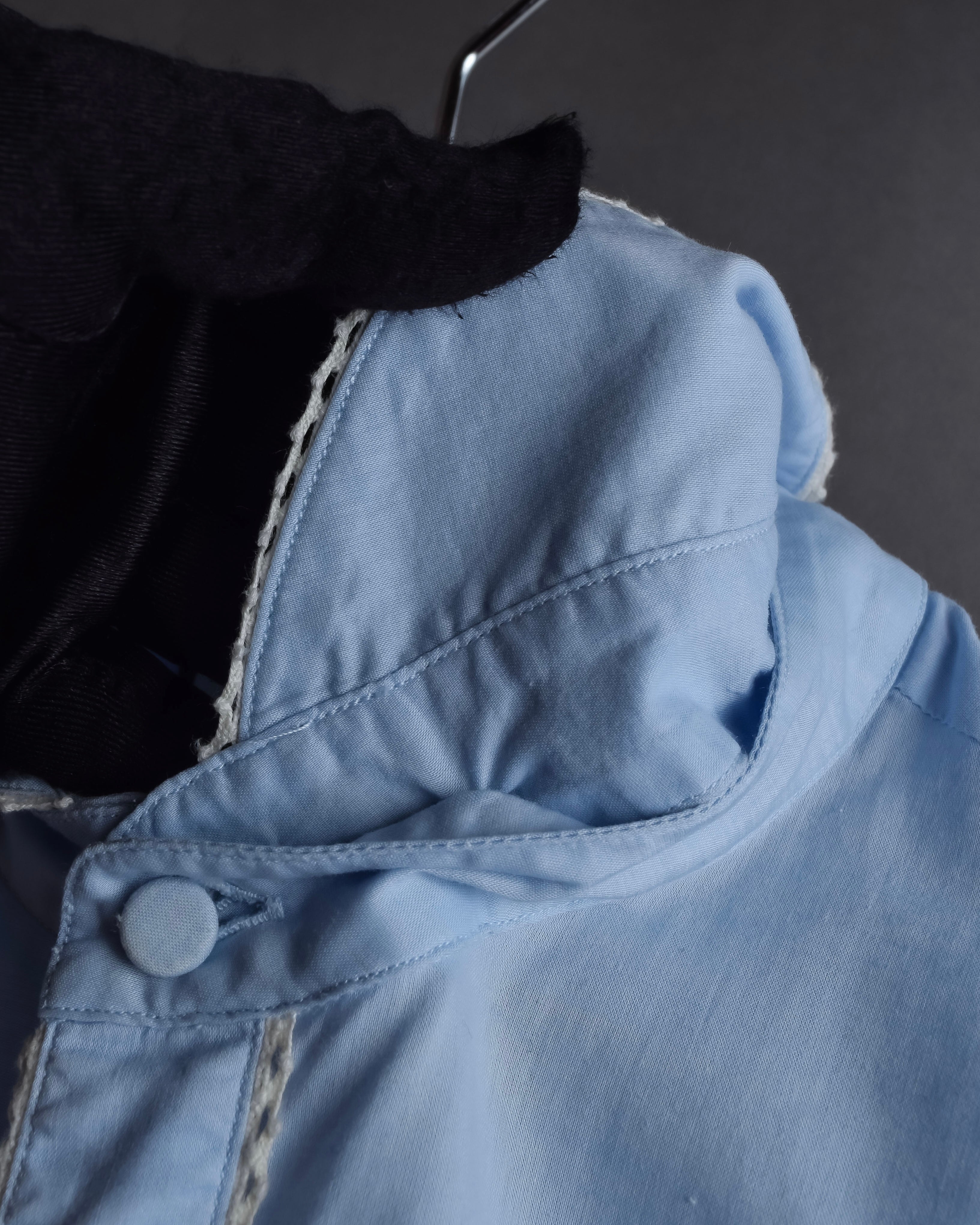 "GUCCI" Lace border design saxe blue shirt