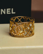 -SPECIAL- “CHANEL“ 2021 AW Pearl quilted CC ring