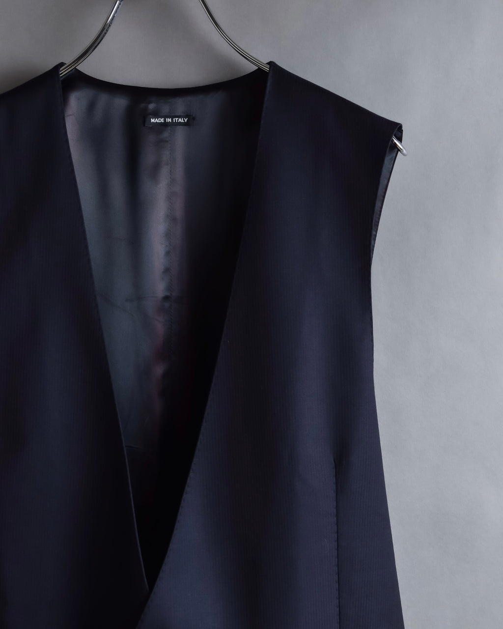 "GIORGIO ARMANI" Deep satin backed tailored wool vest