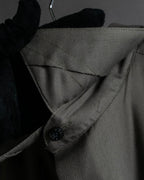 "YVES SAINT LAURENT for men"
Grayish khaki color oversized shirt
