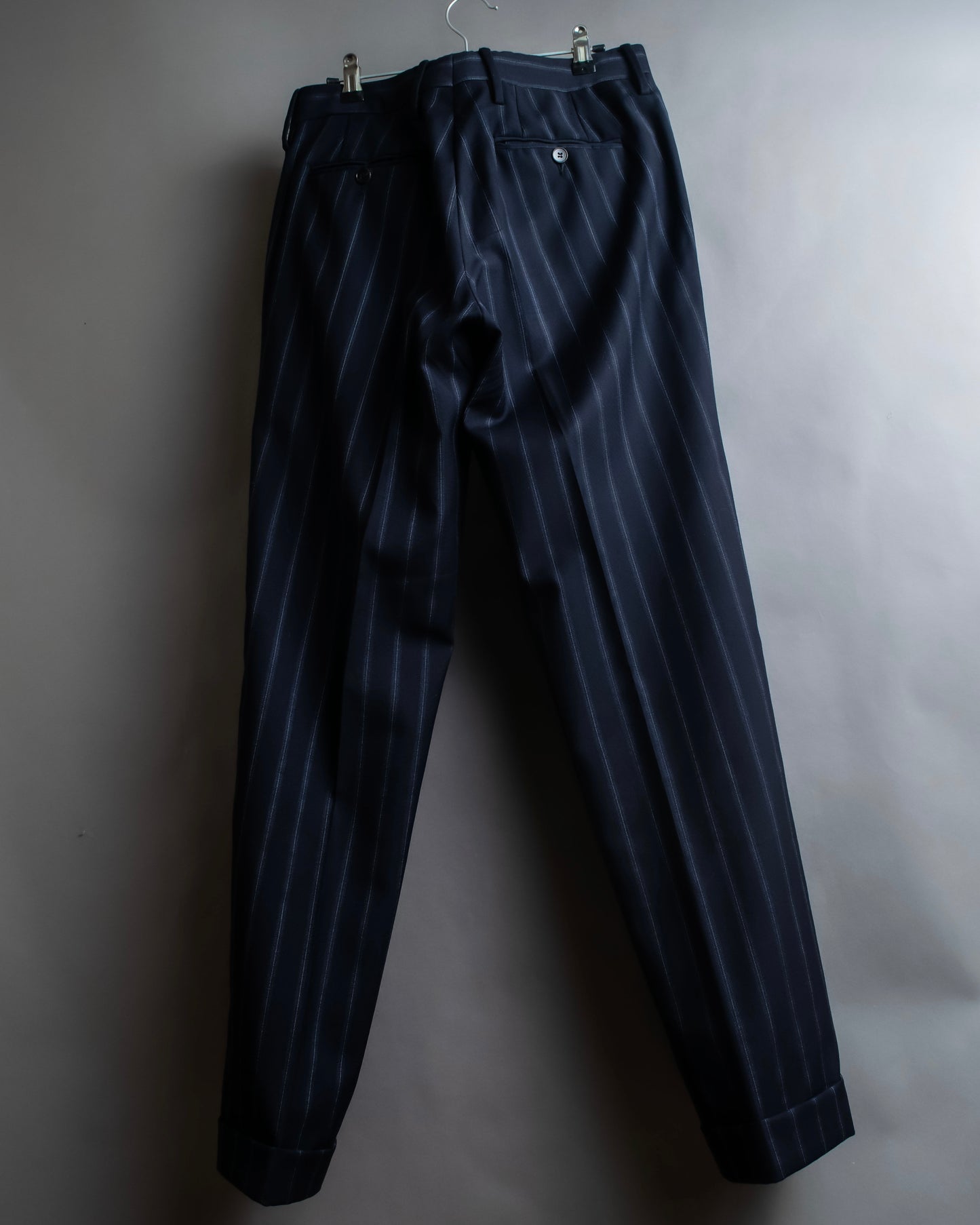 "GUCCI" Notch drop shaped tailored jacket & tapered silhouette slacks stripe set up