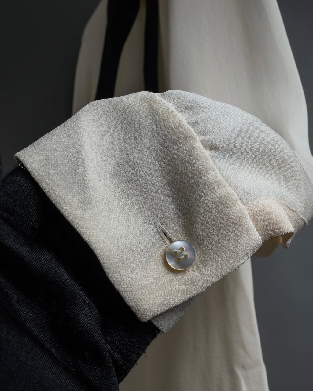 "VALENTINO" Gathered detail ribbon bow tie pullover