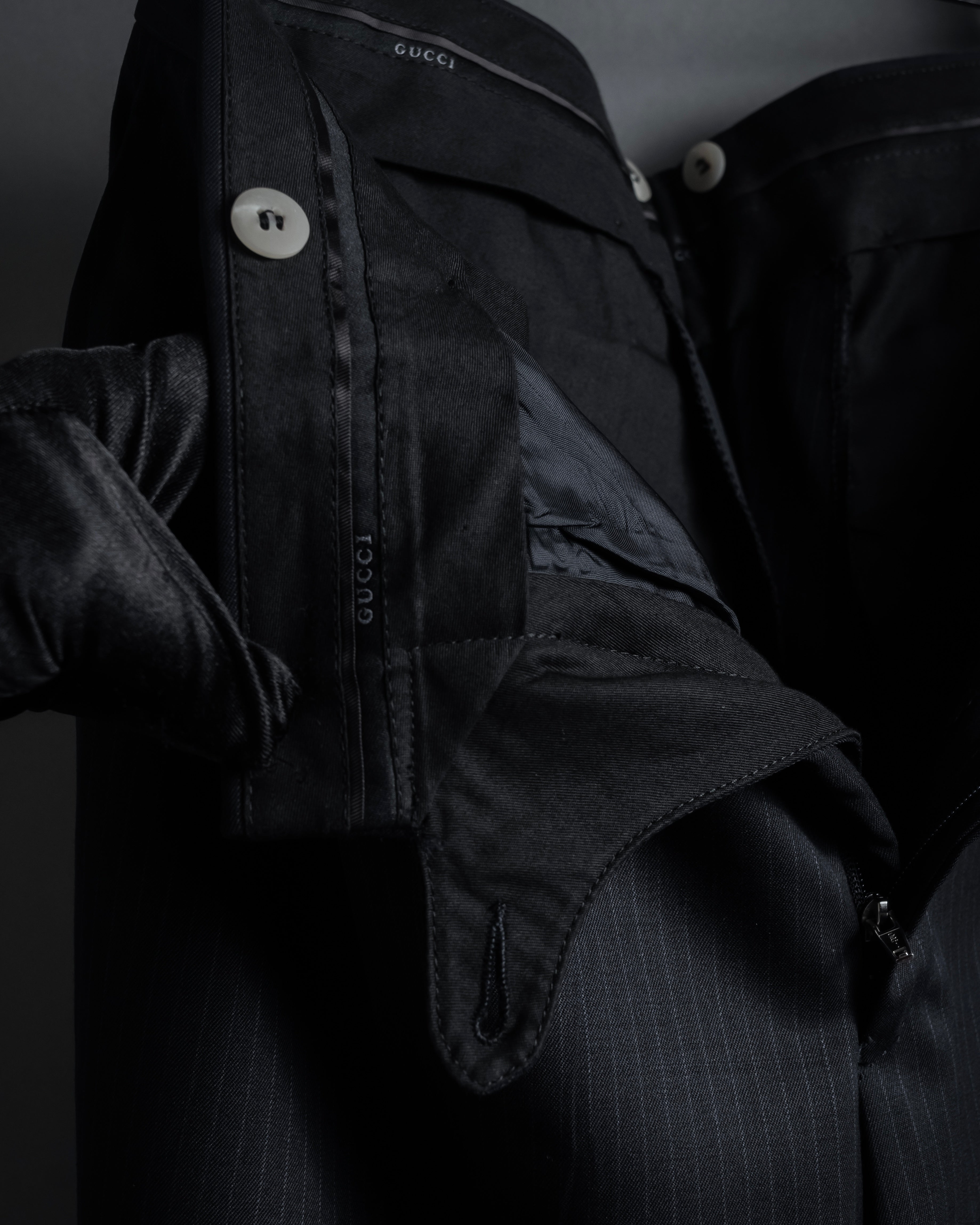 "GUCCI" 90's Elegant suiting pinstripe set up