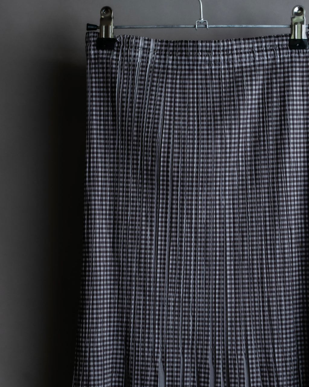 "PLEATS PLEASE ISSEY MIYAKE"
Gingham check sheer combination pleated skirt