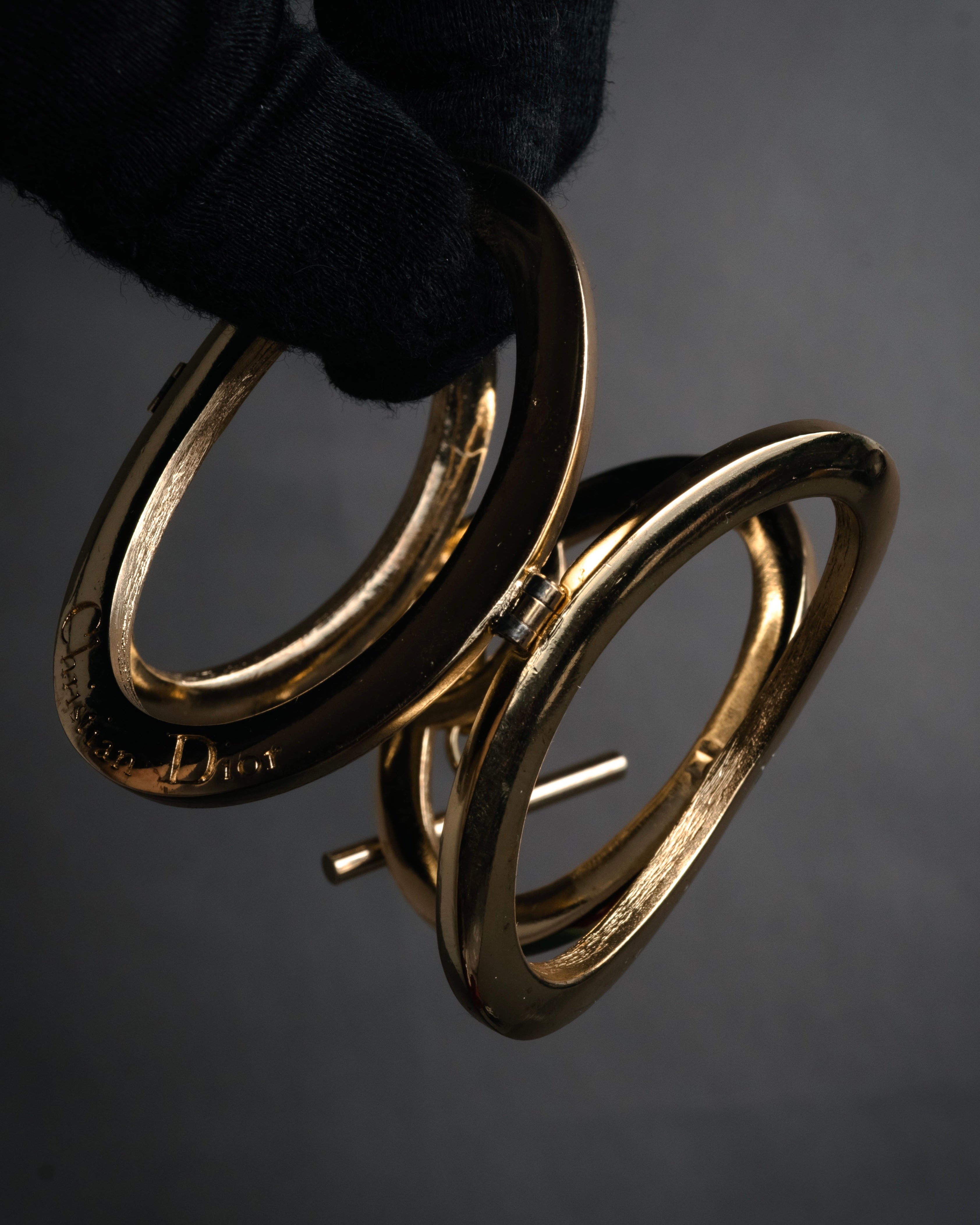 –SPECIAL– “Christian Dior” 90’s Sculptural oval link bracelet