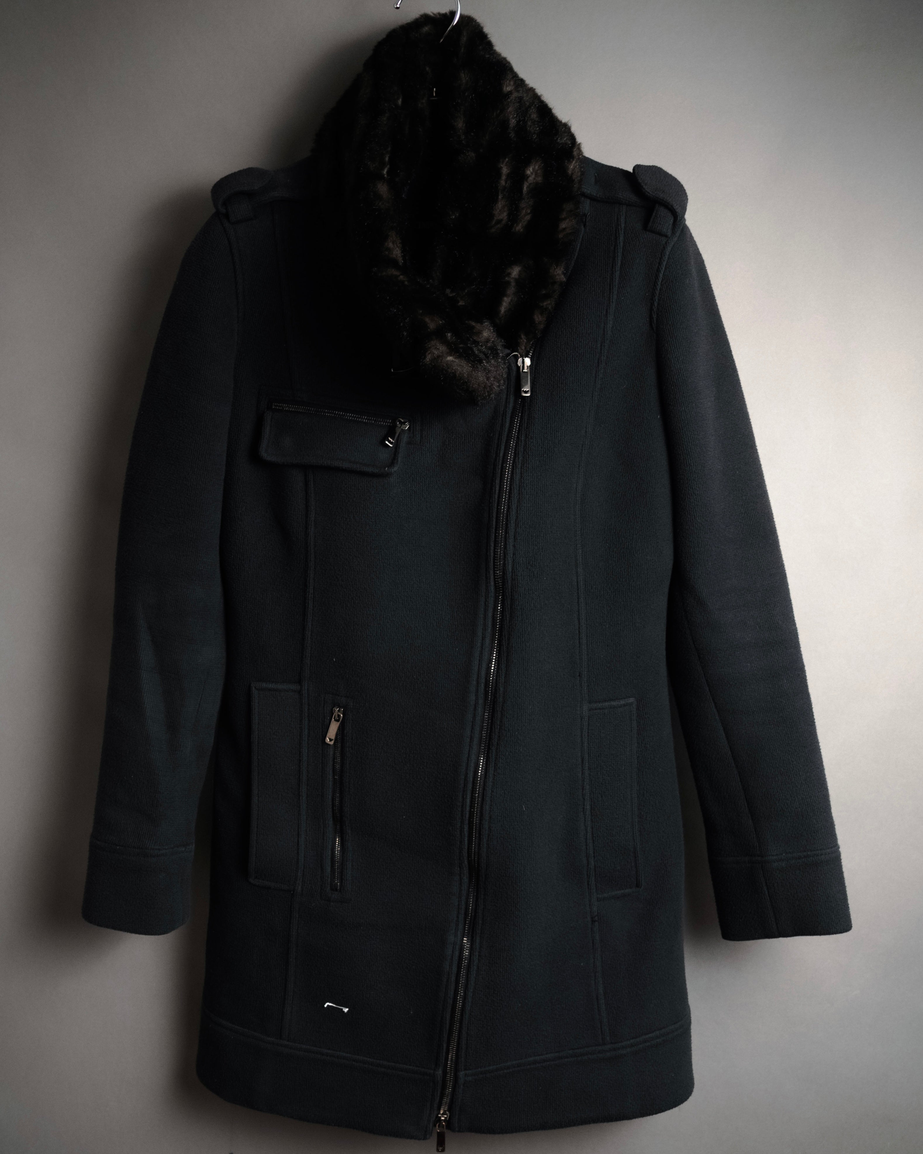 “EMPORIO ARMANI” 2009 AW Military inspired zip-up knit long coat