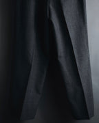 "CHANEL" high-waisted pleated trousers with signature gold button