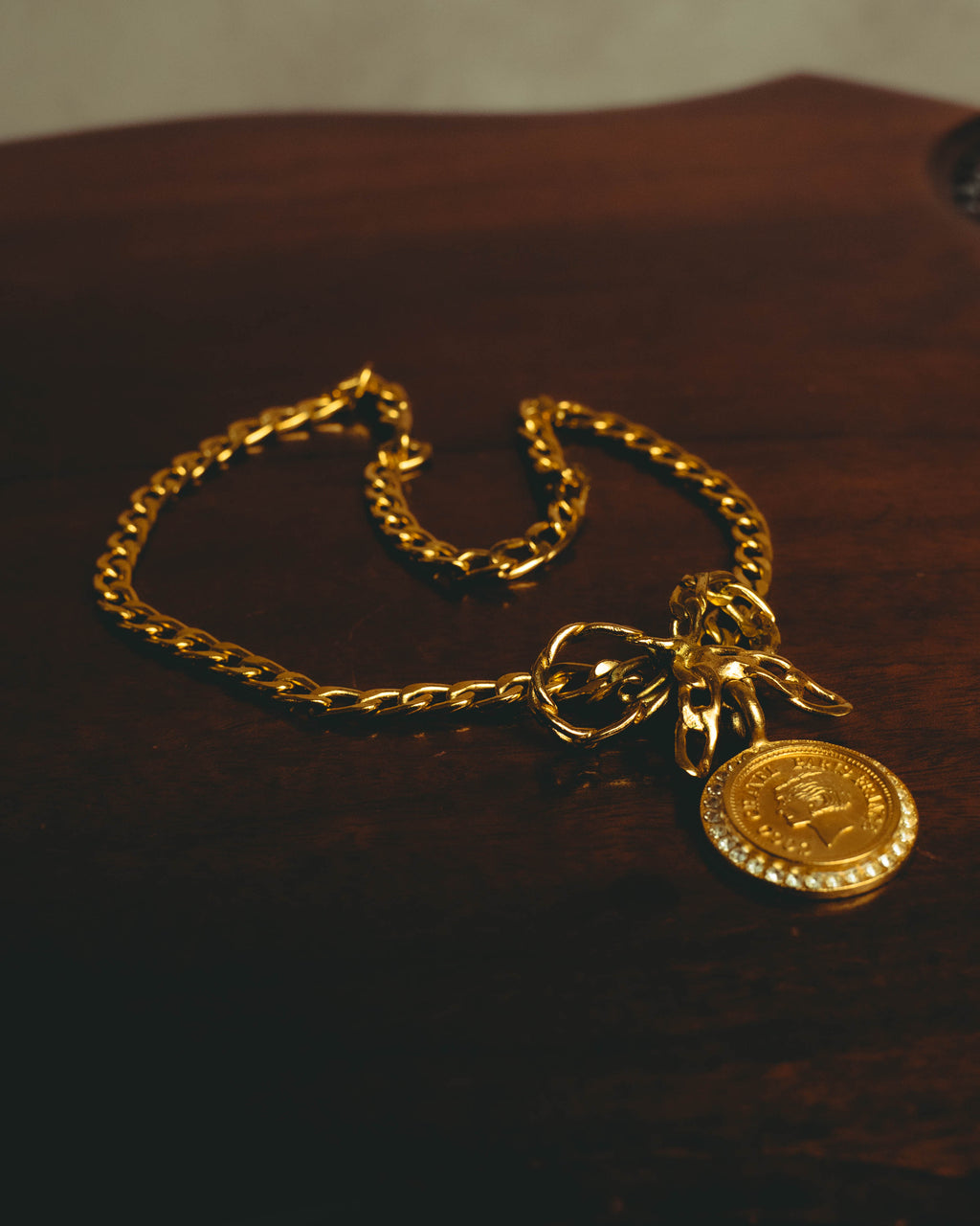 –SPECIAL– "CHANEL" 95AW Jeweled medallion pendant necklace