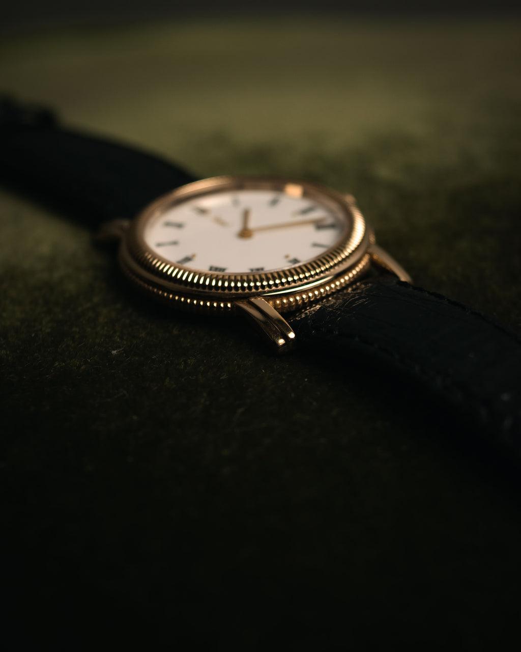 “Yves Saint Laurent” 80’s-90’s coin edge quartz leather watch