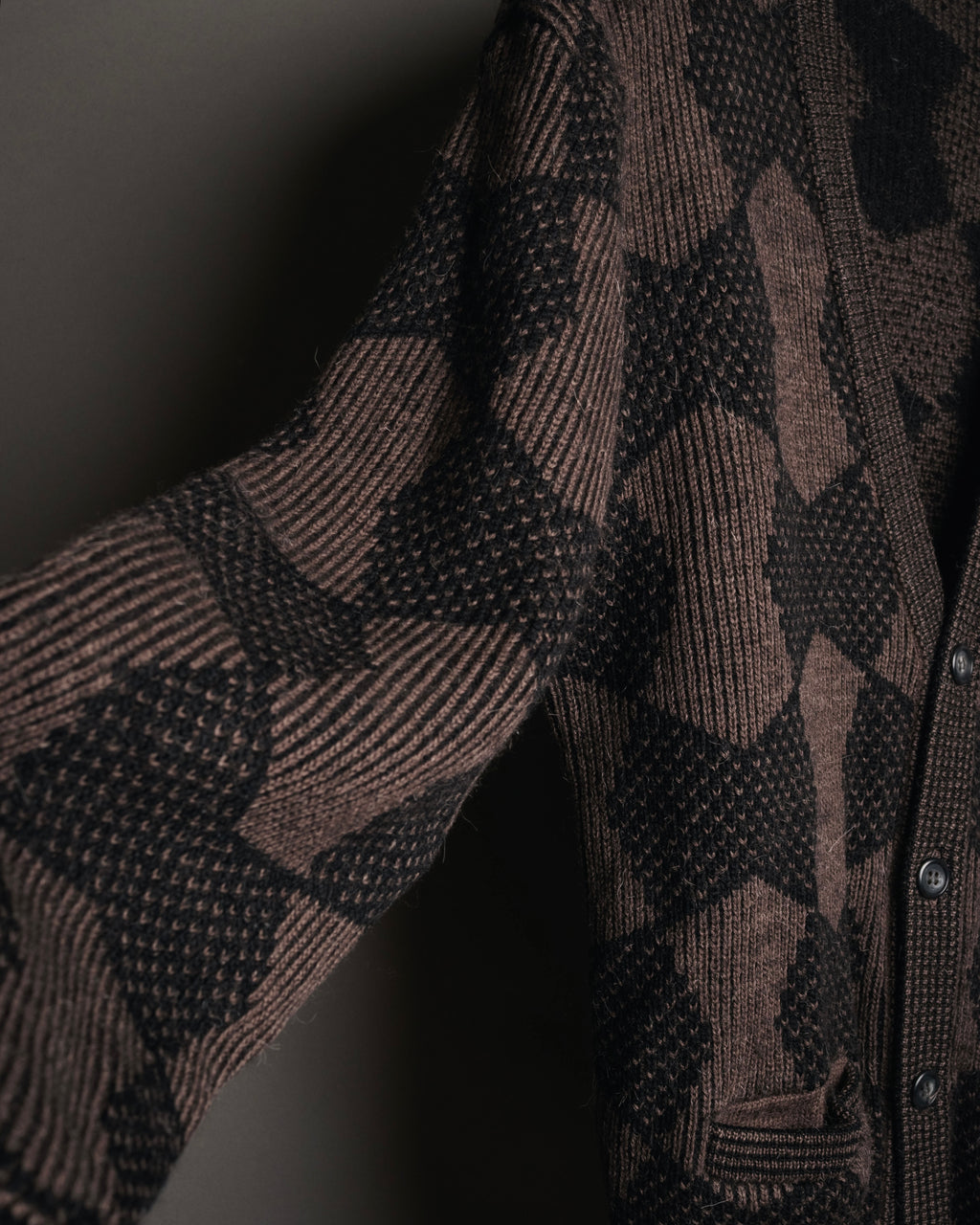 “Yves Saint Laurent” 80’s-90’s geometric knit cardigan