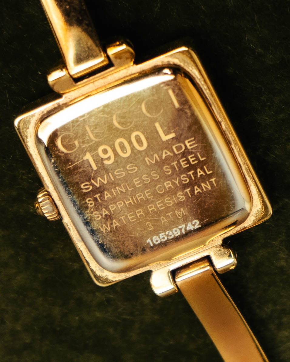 -SPECIAL- “GUCCI” 90’s-00’s 1900L gold tone bangle watch