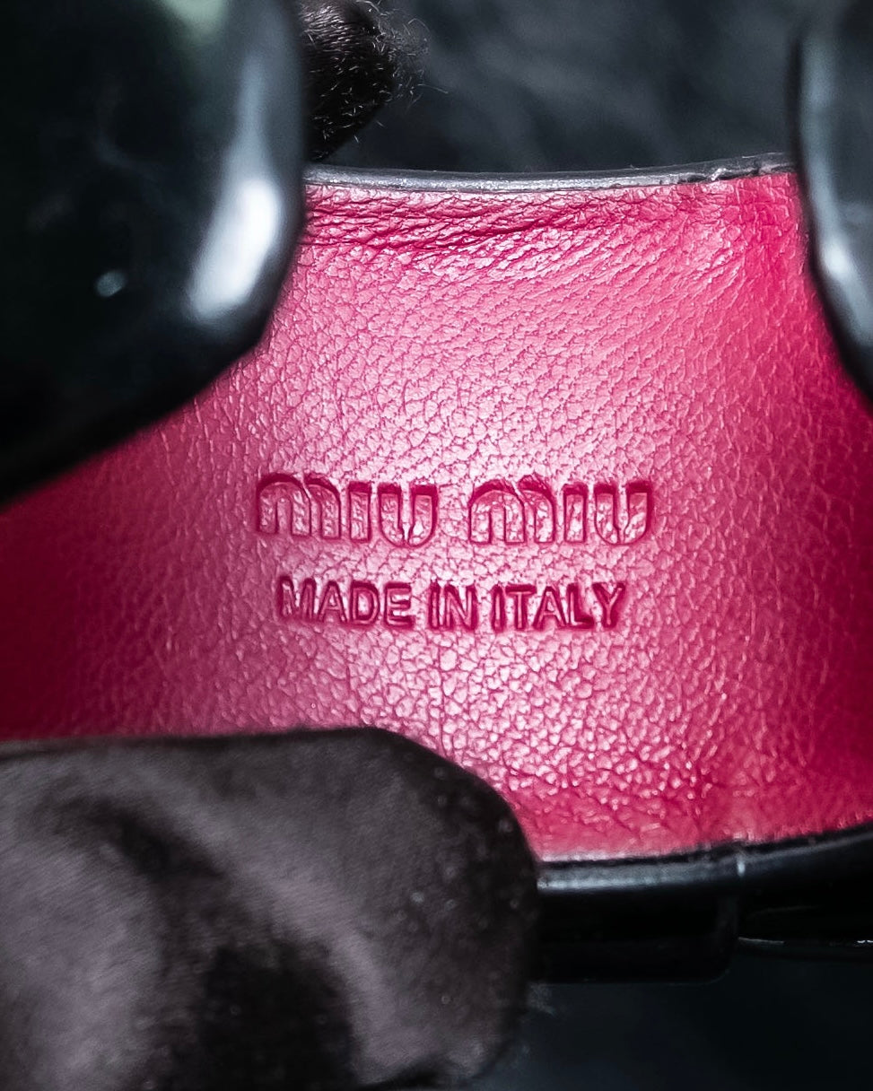 "miu miu"  Ribbon design bangle