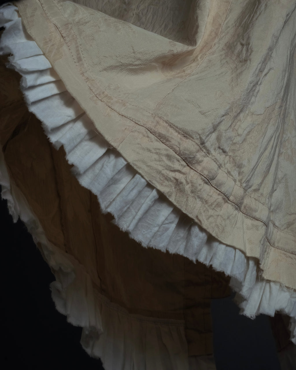 "DRIES VAN NOTTEN" Botanical print wrinkled tiered ruffle design vest