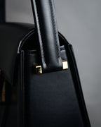 “VALENTINO GARAVANI” 80’s-90’s V clasp top handle bag