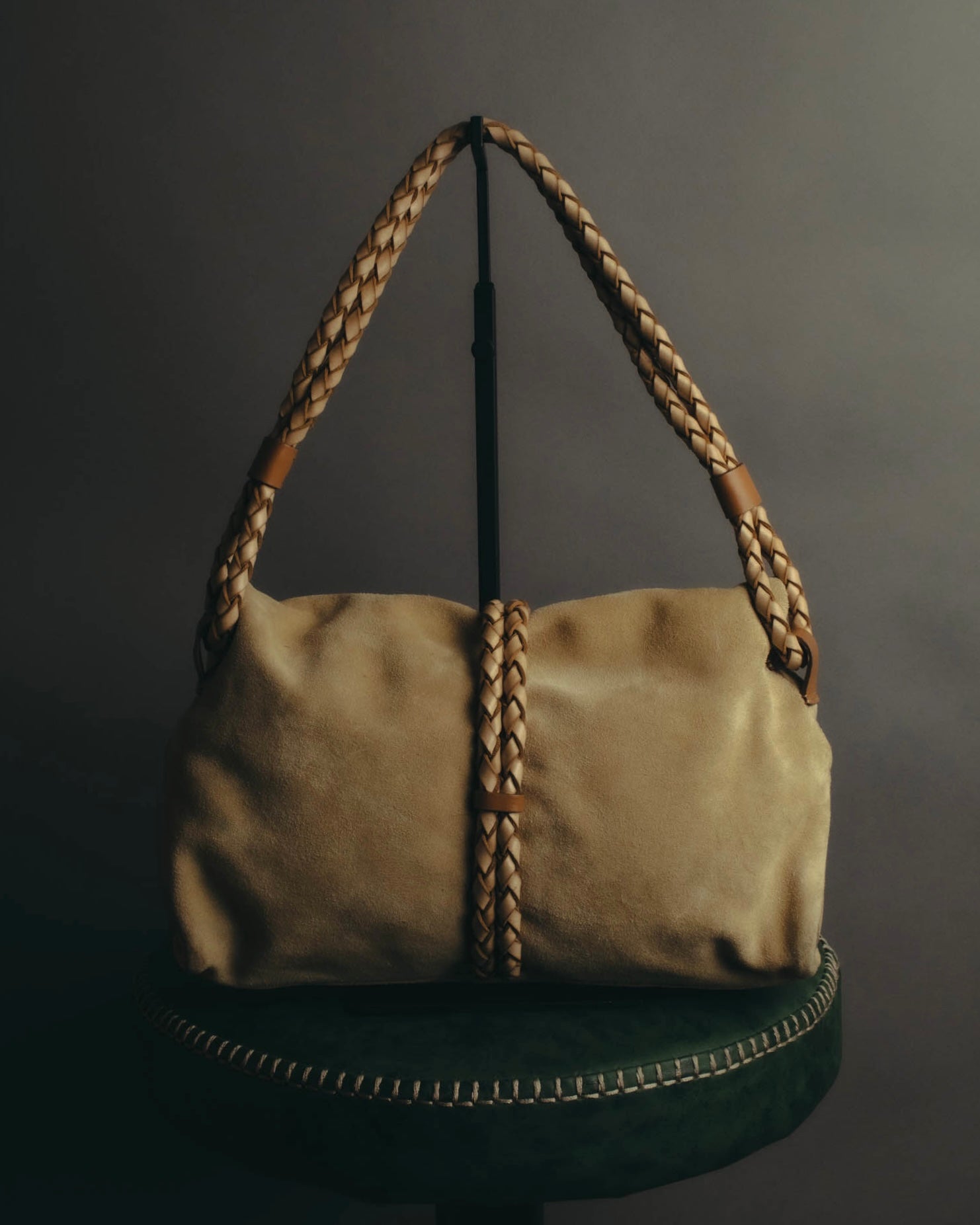 “Burberry” 00’s Braided leather handle suede shoulder bag