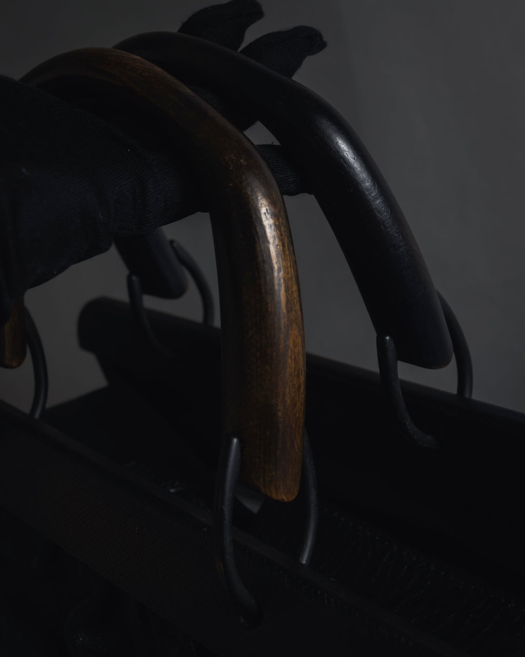 -SPECIAL- "GUCCI"
90’s-00’s Wood handle frame bag