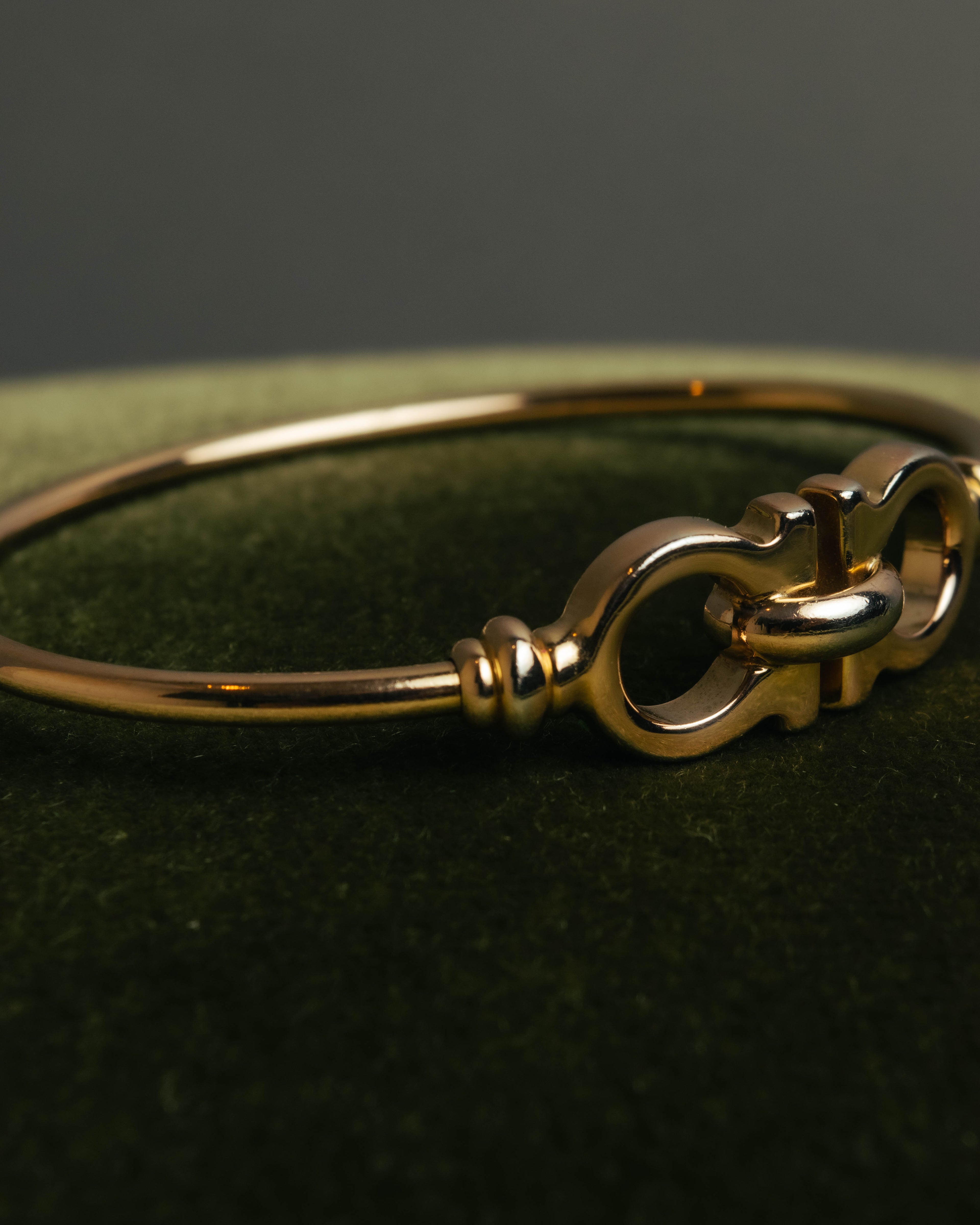 “Salvatore Ferragamo” 90’s-00’s Gancini gold tone bangle bracelet