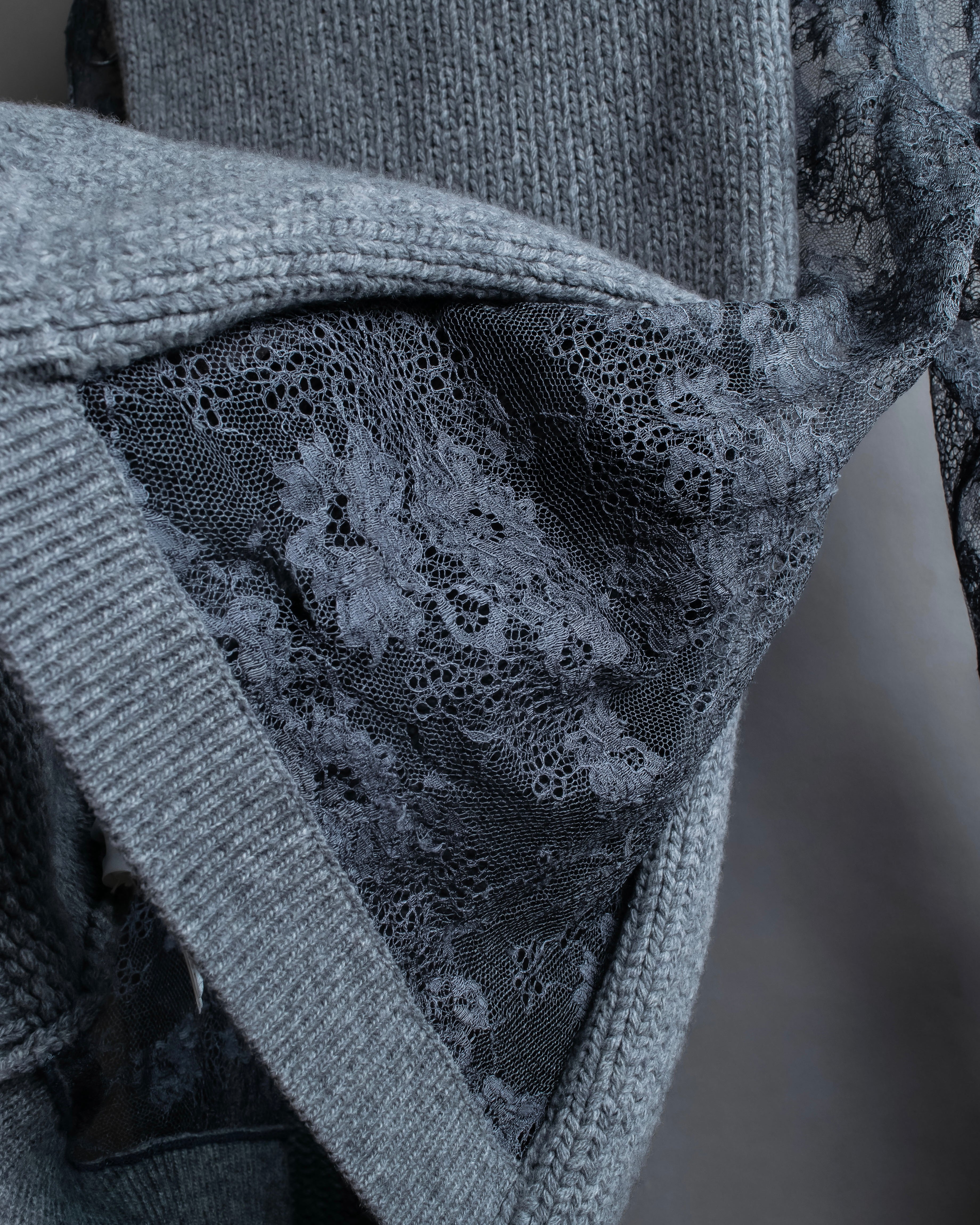 "VALENTINO" Floral lace cable knit docking design pullover