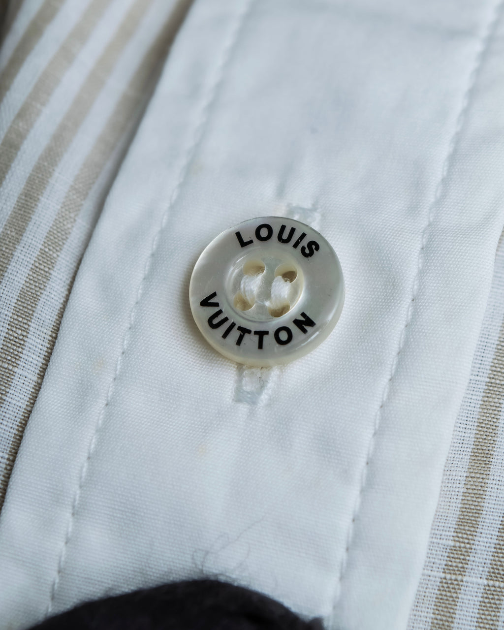 "LOUIS VUITTON" Ribbon frill design regular collar shirt