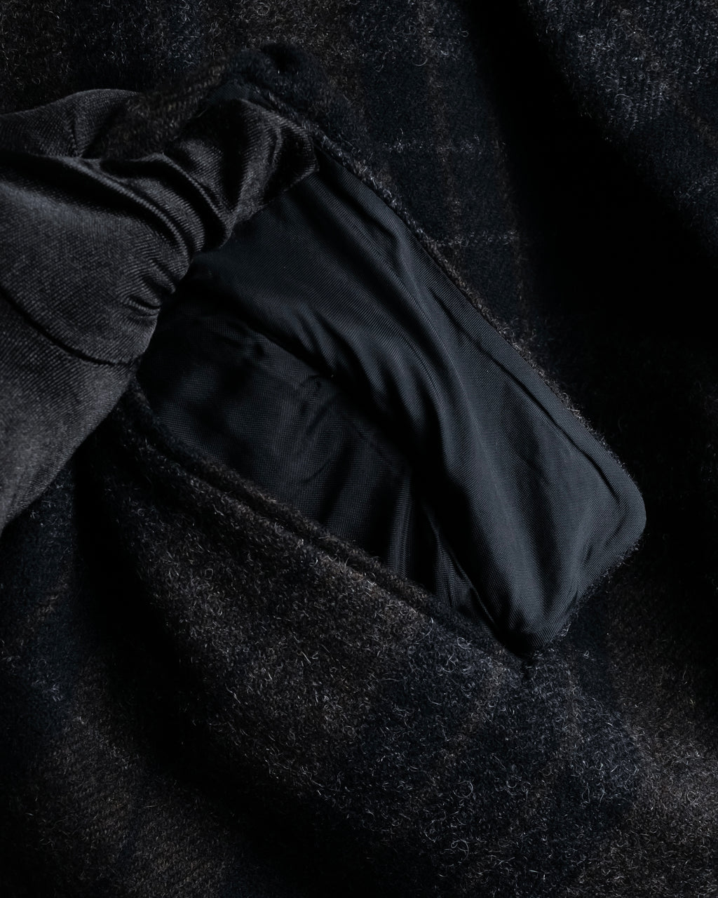 “COMME des GARÇONS HOMME”
88AW Boxy plaid tailored jacket