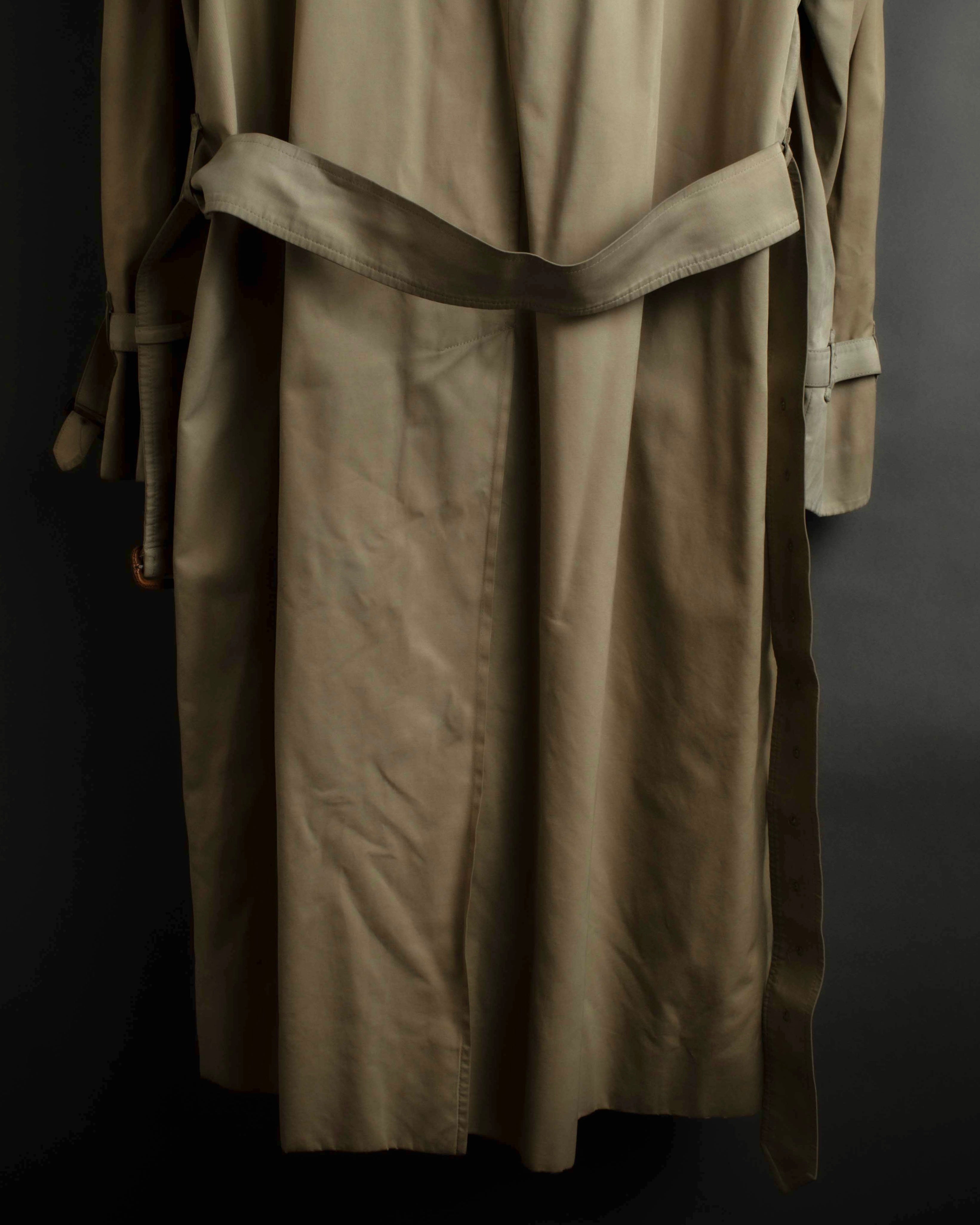 "BURBERRYS" Military detail single front stand collar coat