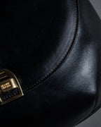 -MOOD Christmas Collection-
"CELINE" 70's Curved organic silhouette bamboo leather hand bag