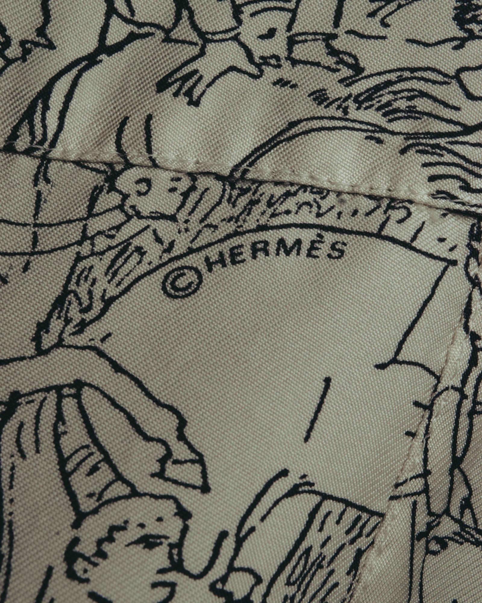 "Hermès" 70's-80's Scarf print shirt