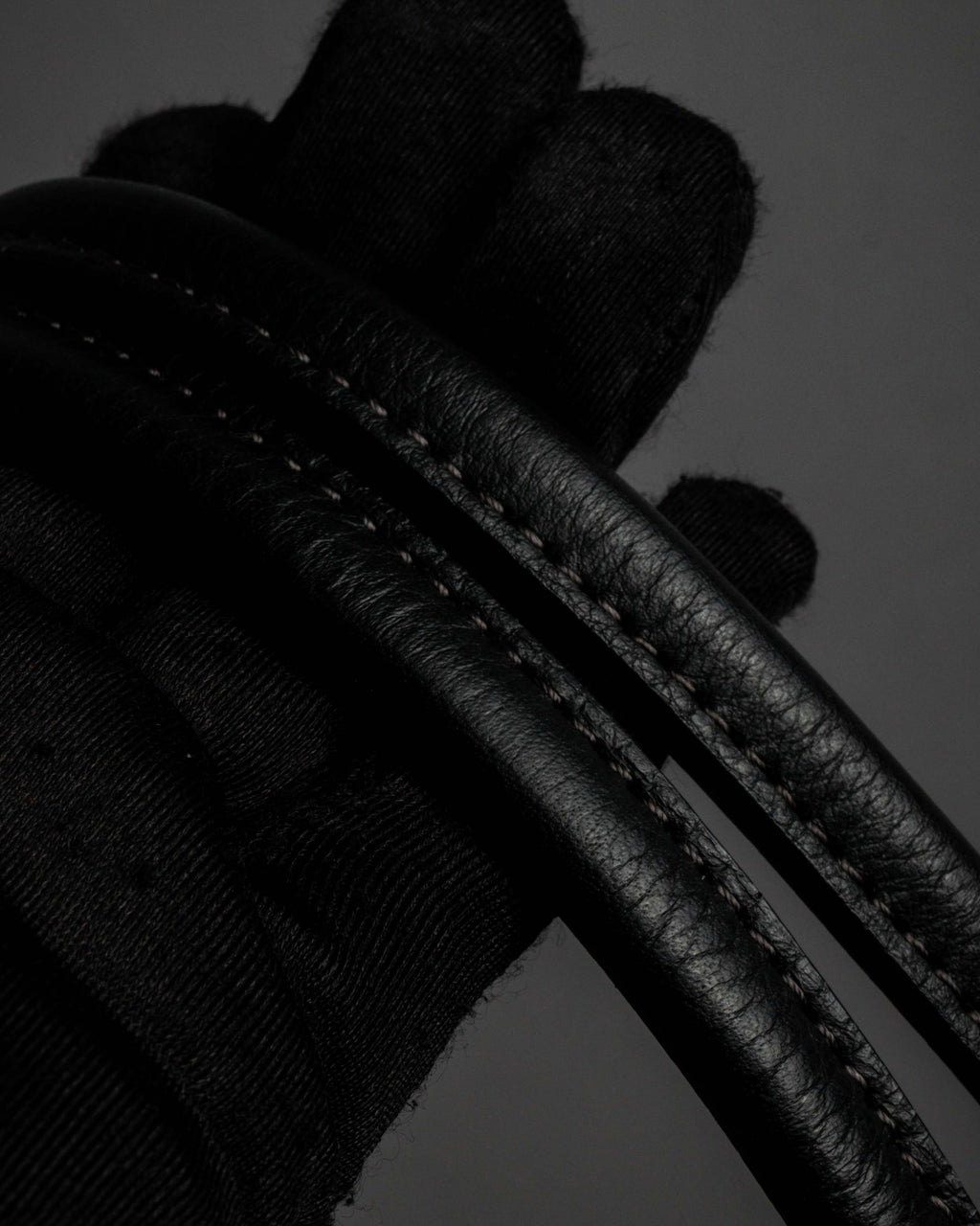 "Mila Schön" Horizontal minimalist metal fittings leather one-handle bag