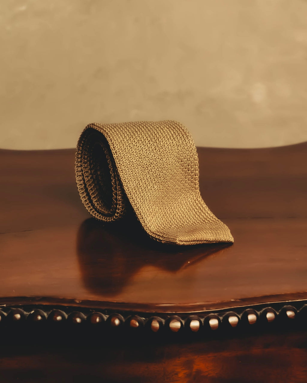 “COMME des GARÇONS HOMME”
80’s-90’s open-knit square-end necktie