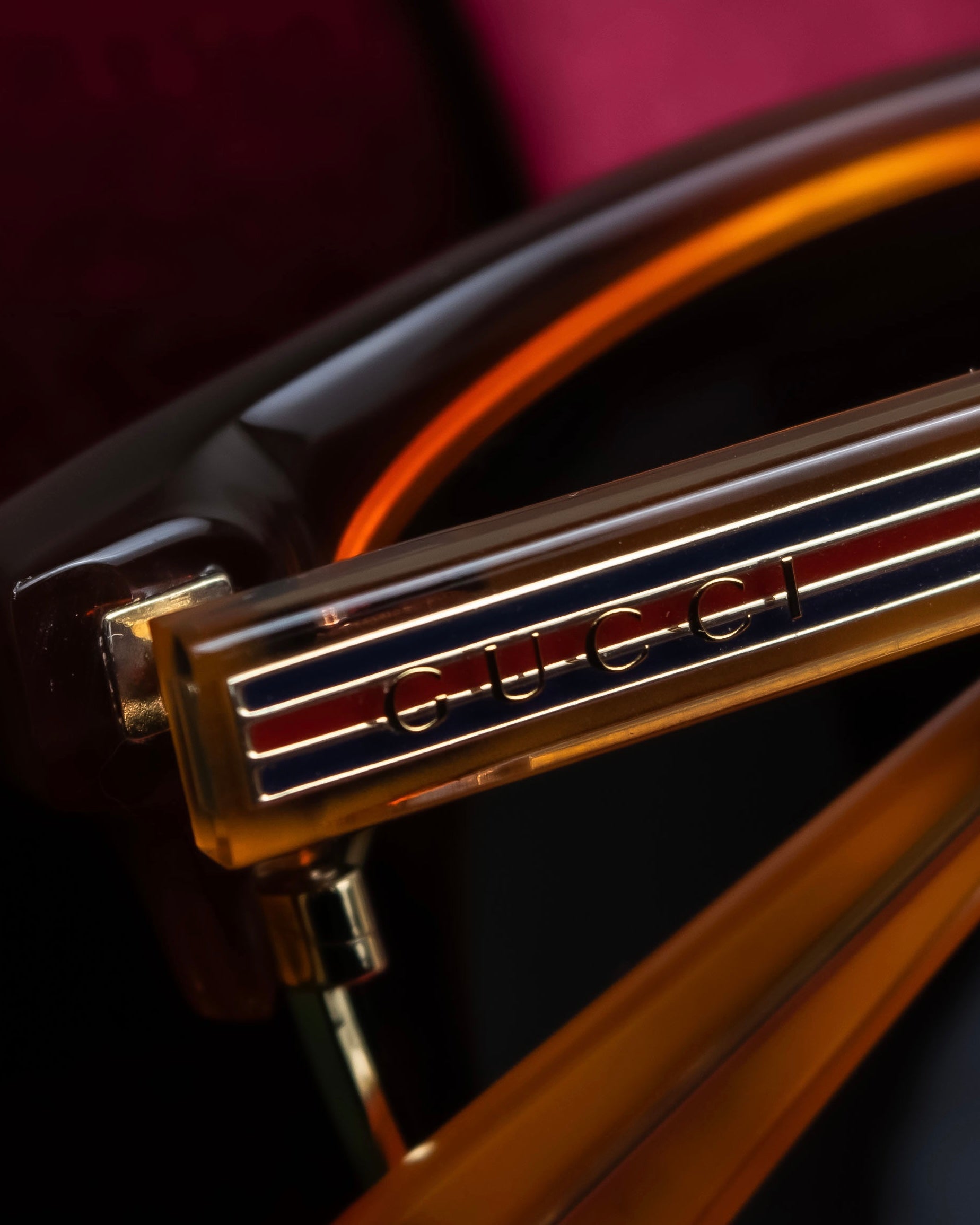 "GUCCI" Classic hermrim design sunglasses