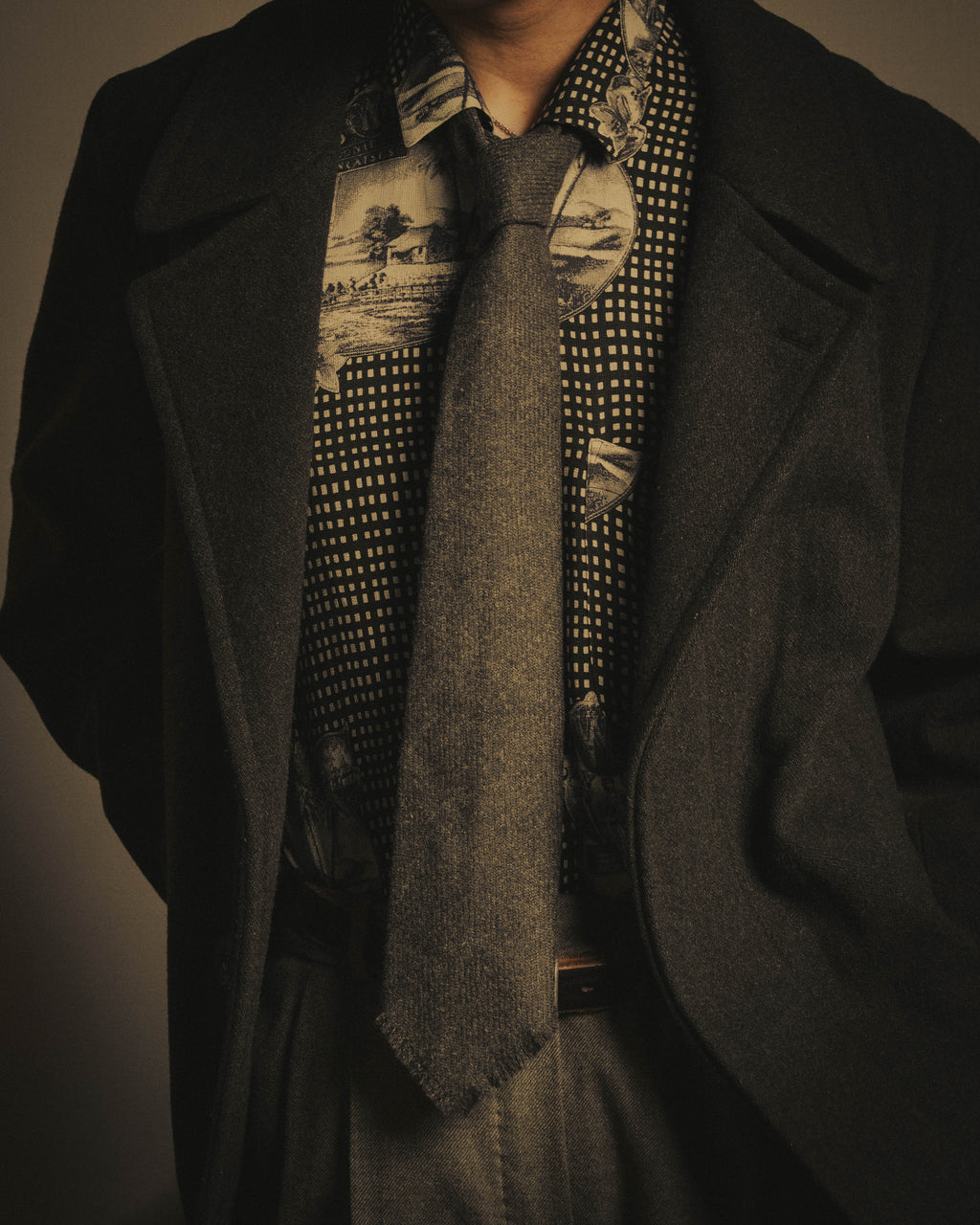 -SPECIAL- "Yves Saint Laurent" 90's-00's Charcoal grey wool textured knit tie