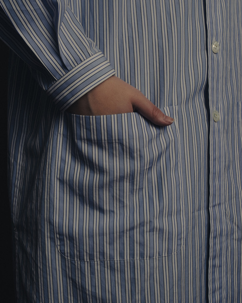 –SPECIAL– “GUCCI” 2016 embellished collar striped long shirt