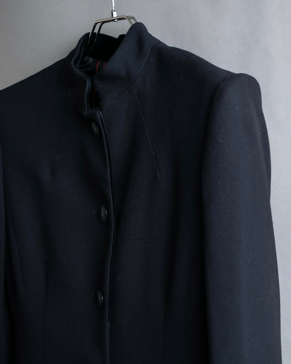 "HERMES" Darted shape no collar back zip jacket