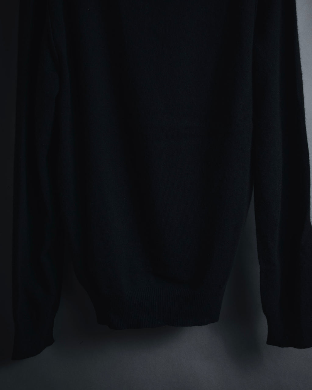 "Dolce & Gabbana" Minimal v-neck fine knit sweater