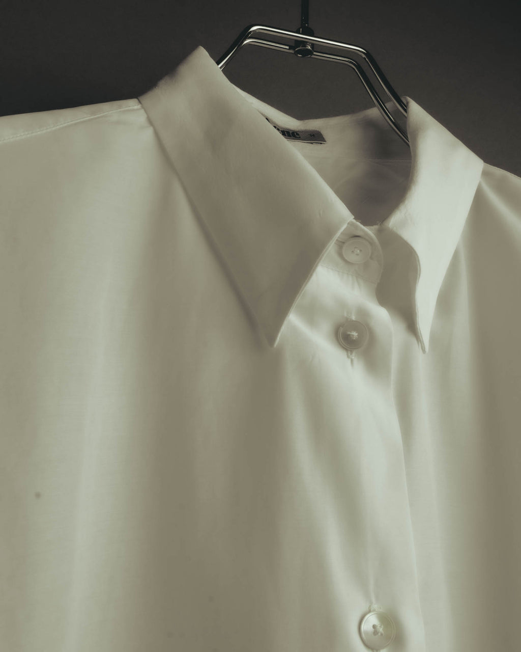 "Acne" 90's-10's open-back long-sleeve shirt