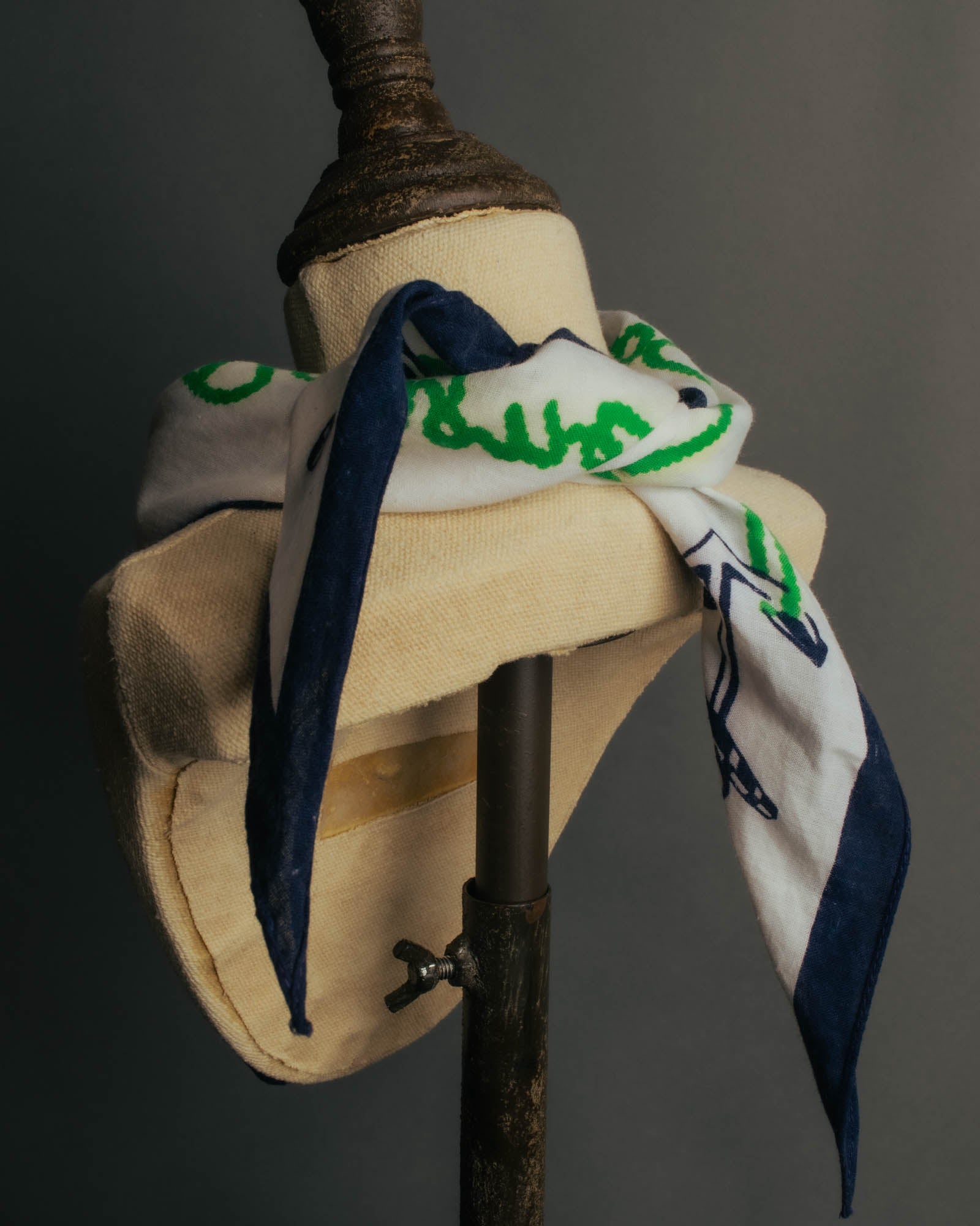 "Vintage" Souvenir de bretagne marine scarf