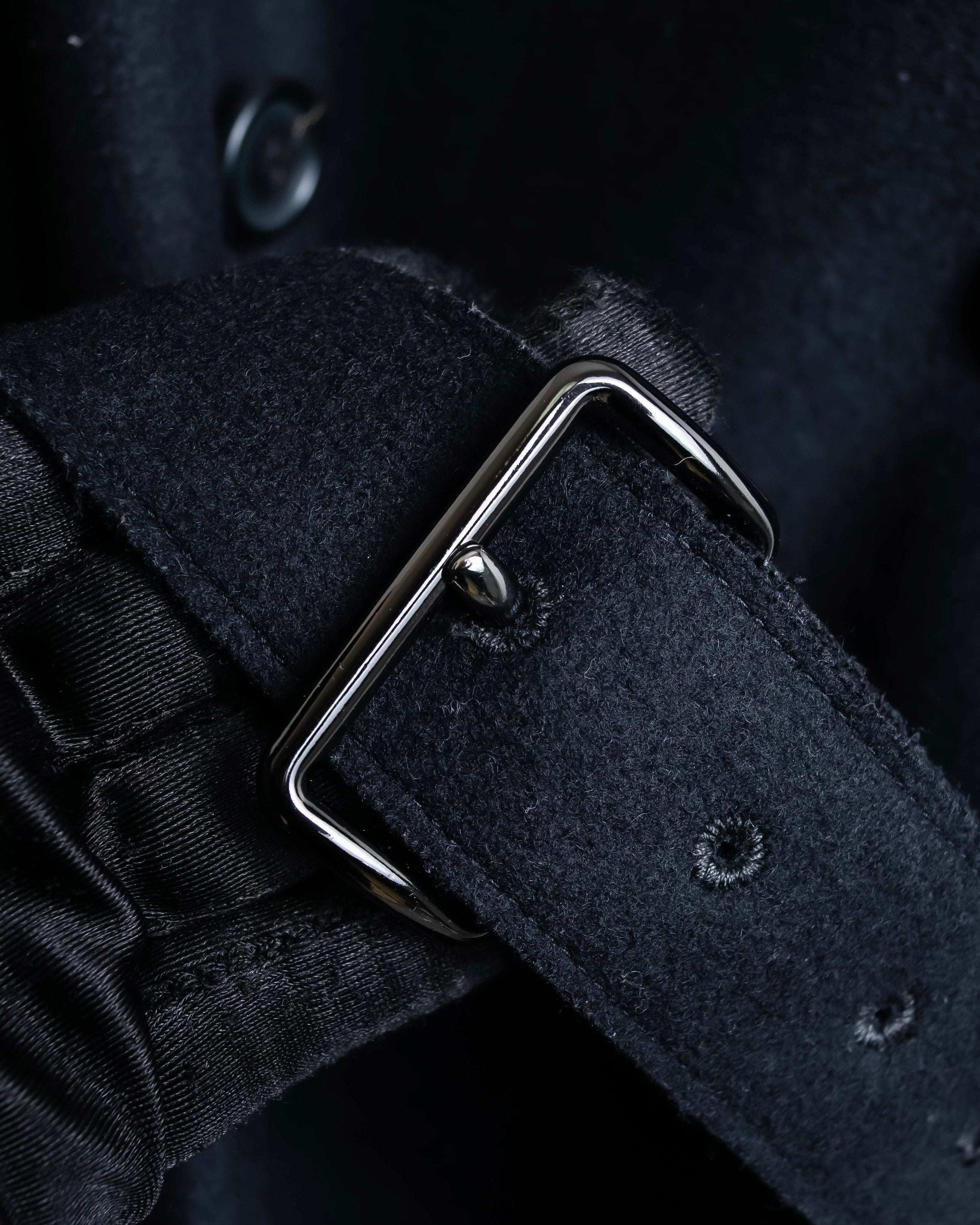 "MIU MIU" Crest brooch design belted trench coat