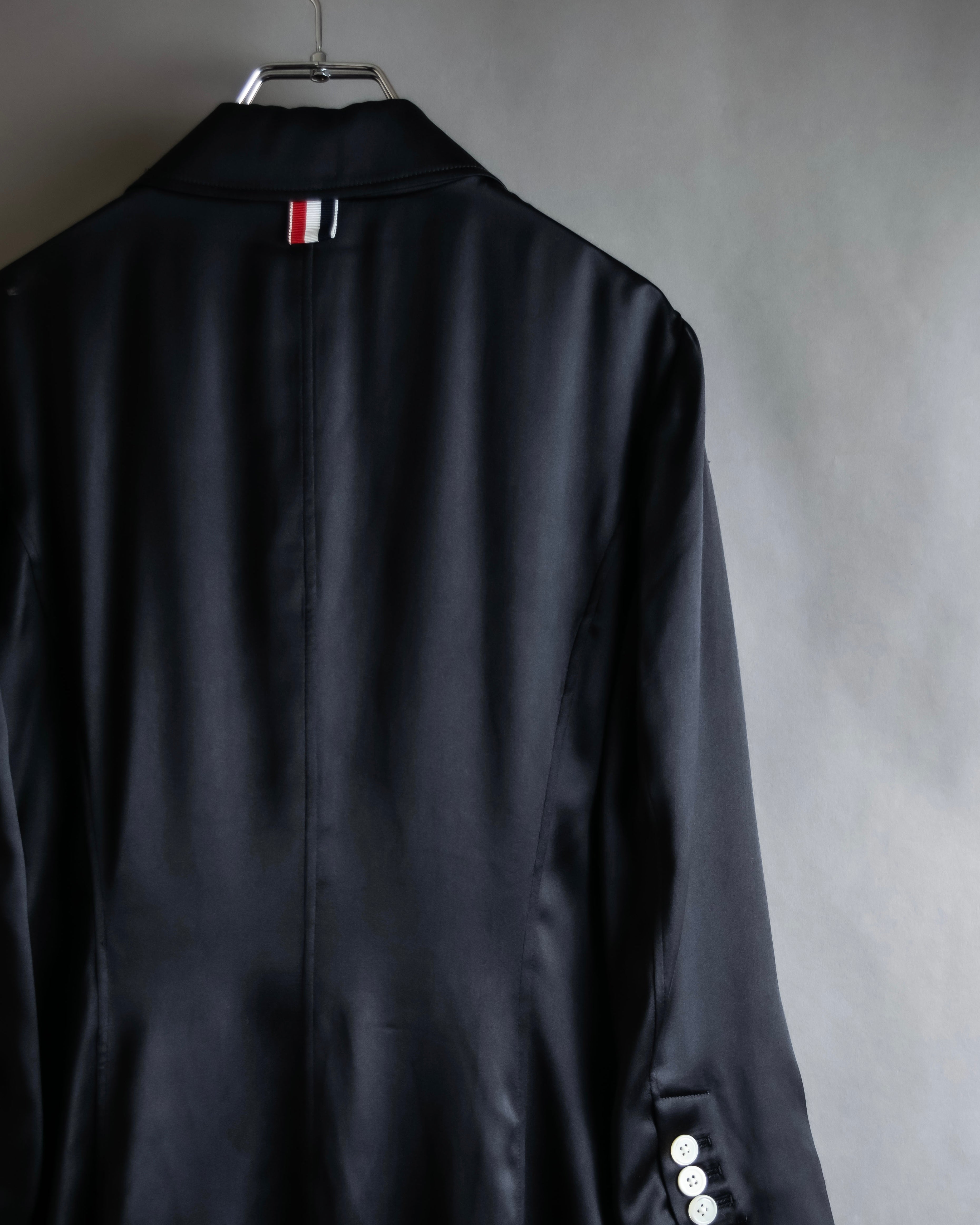 "THOM BROWNE" Shiny long hidden button shirt